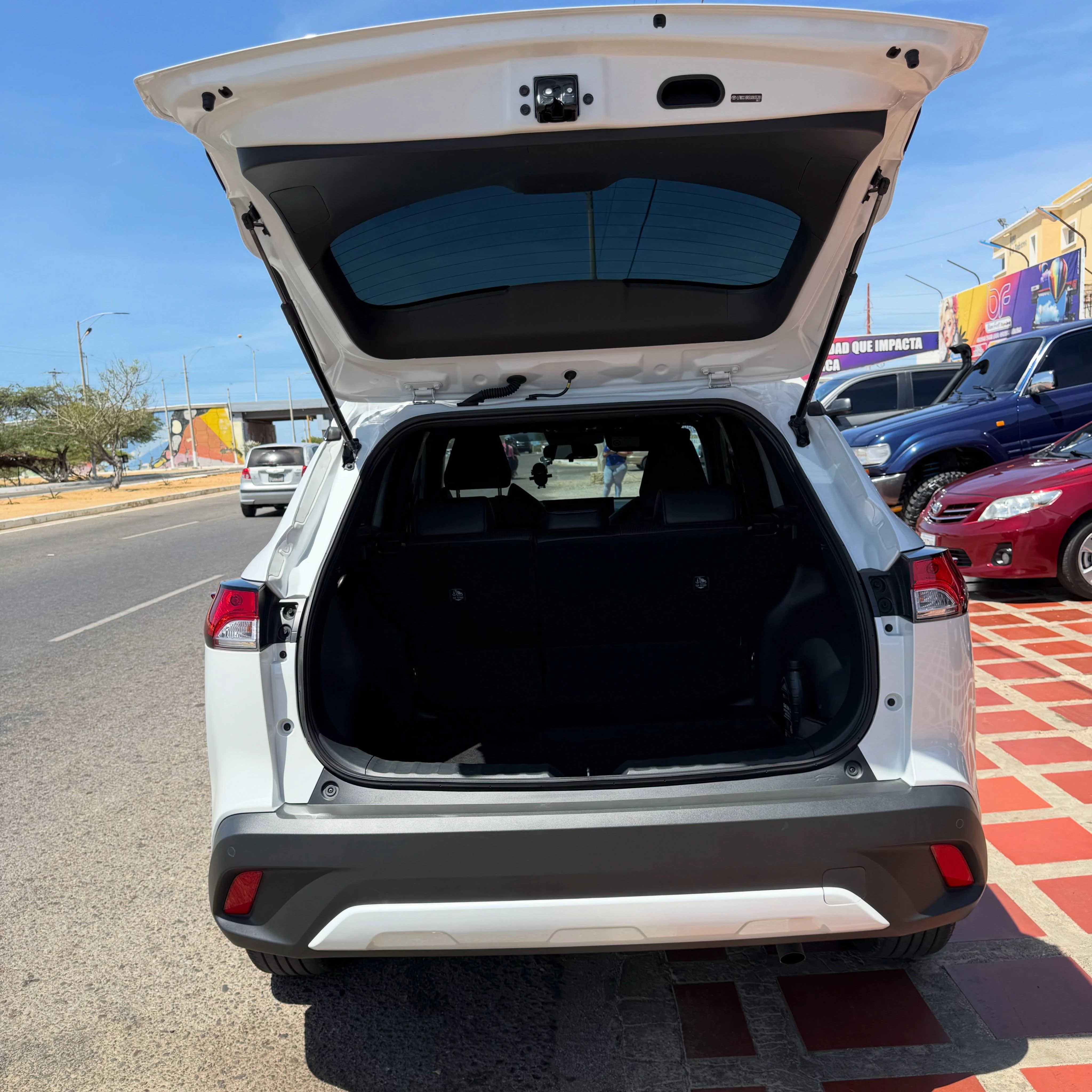 2026 Toyota Corolla Cross Élite — foto 13