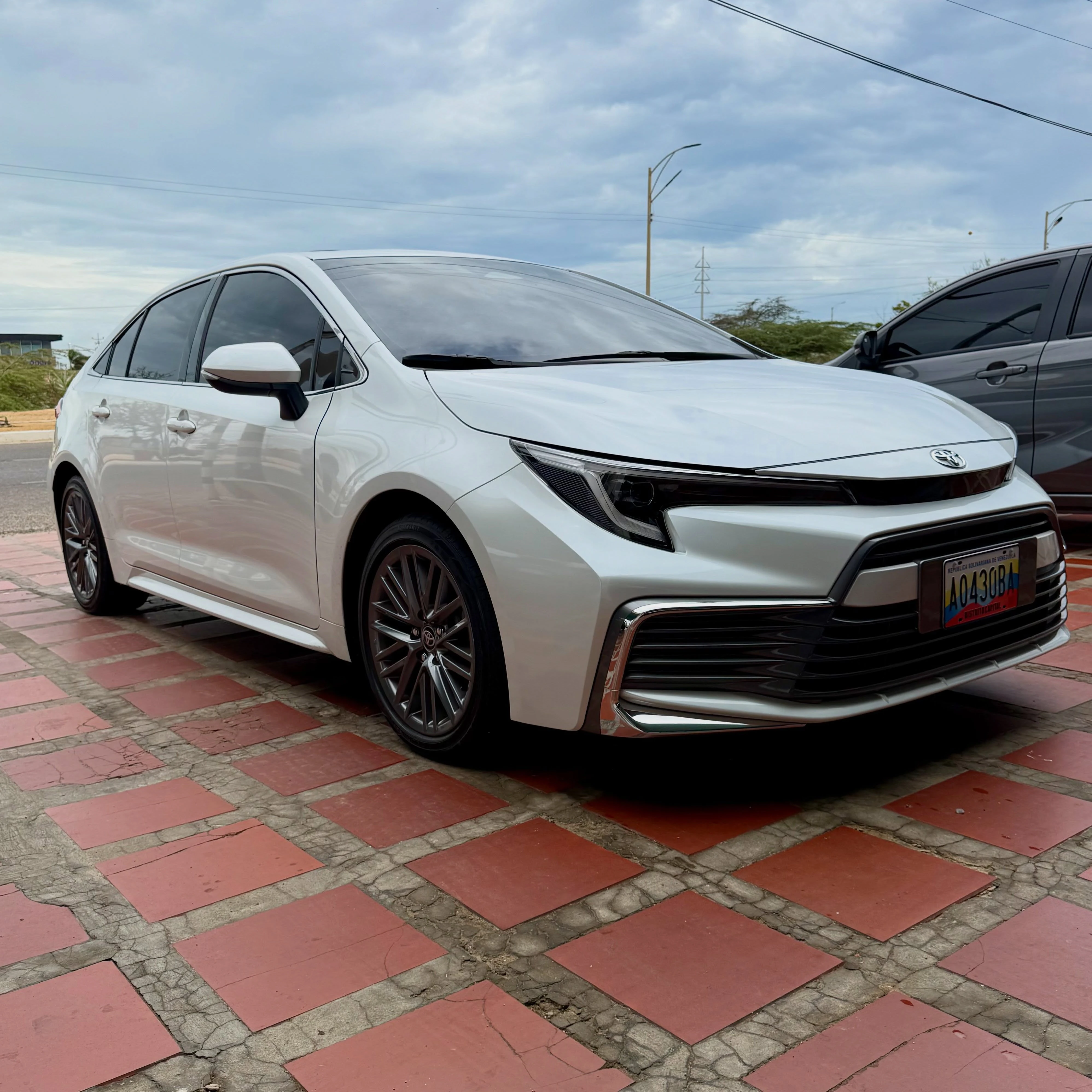 2025 Toyota Corolla GT 2.0 lts — foto 2