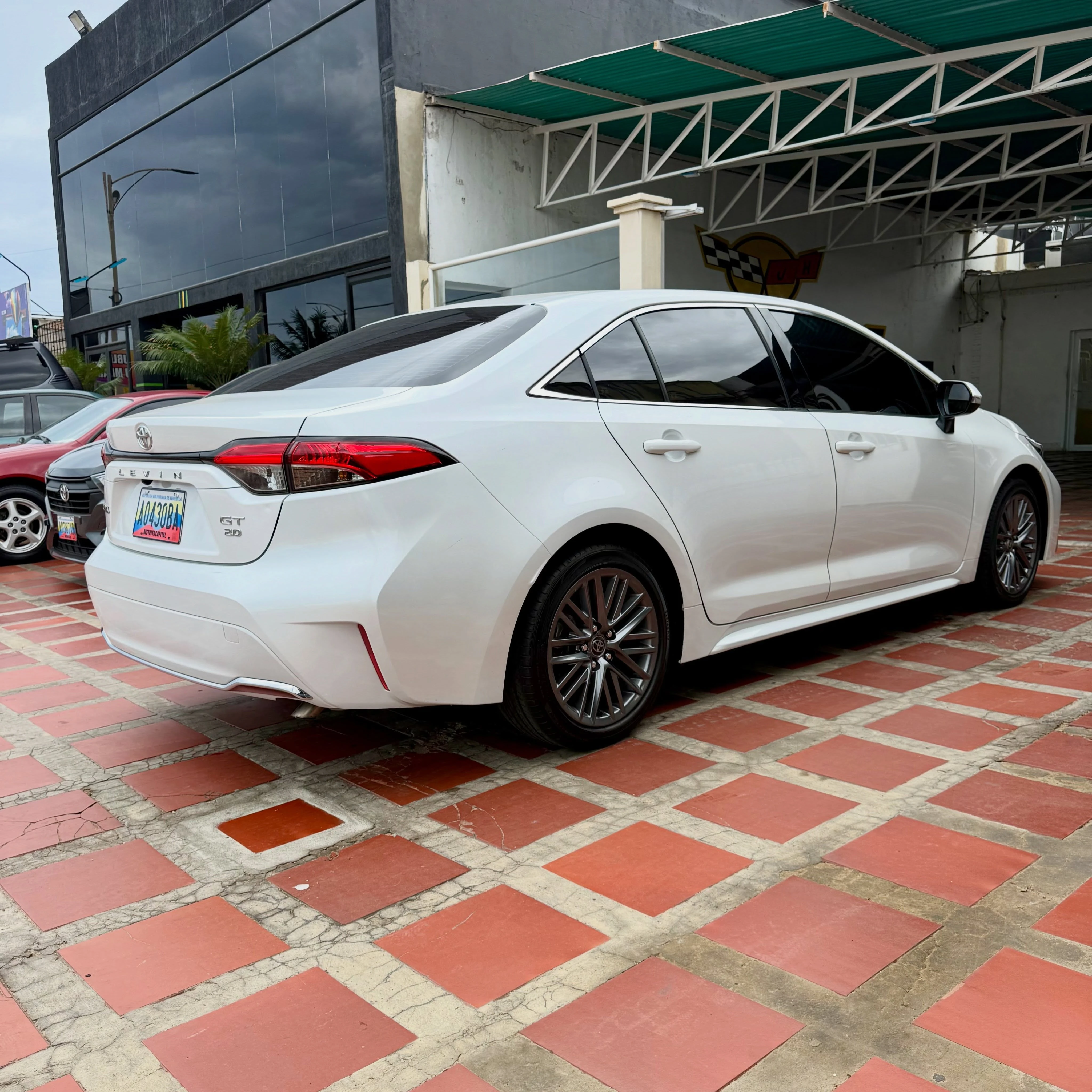 2025 Toyota Corolla GT 2.0 lts — foto 3