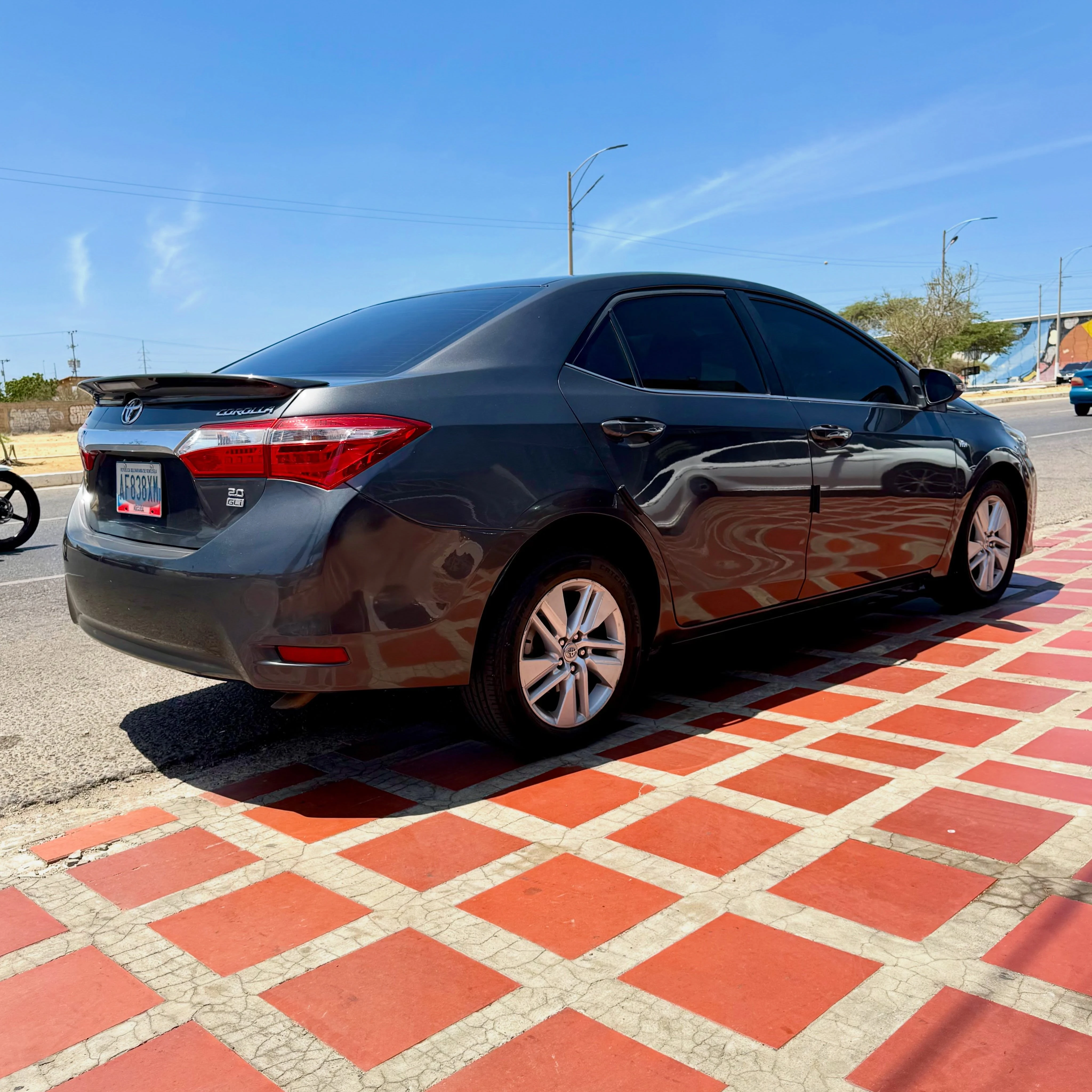 2015 Toyota Corolla Gli — photo 3