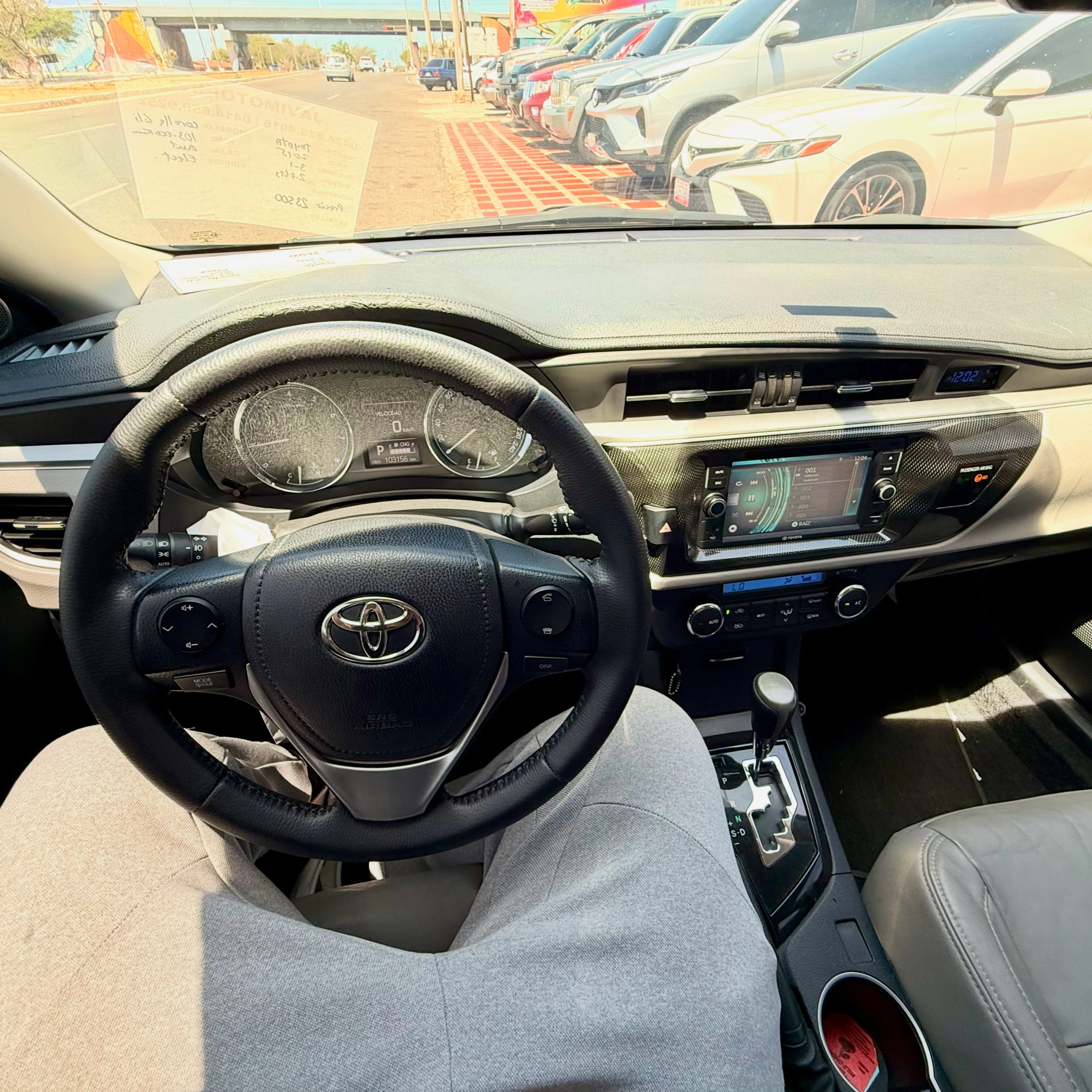2015 Toyota Corolla Gli — photo 13