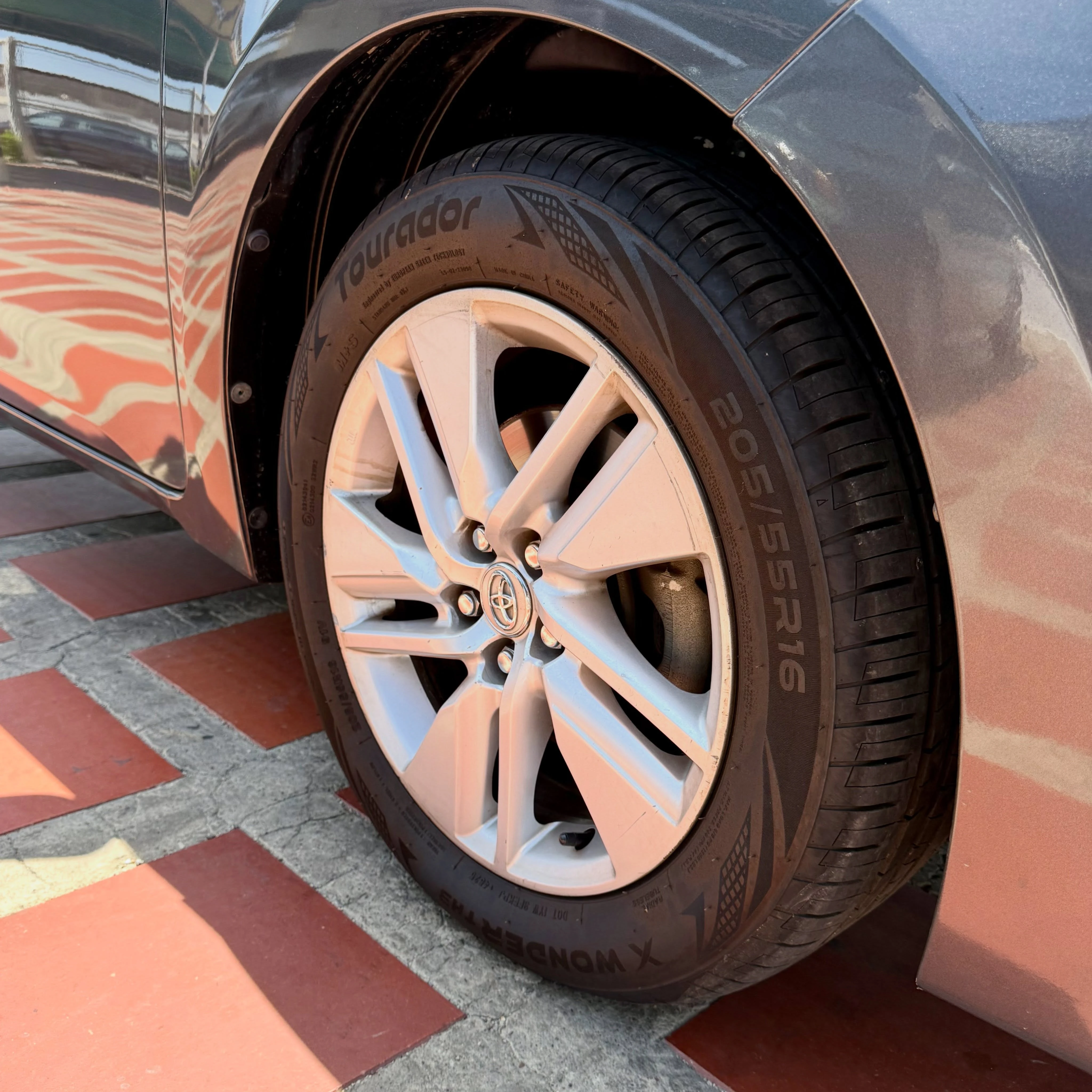 2015 Toyota Corolla Gli — photo 17