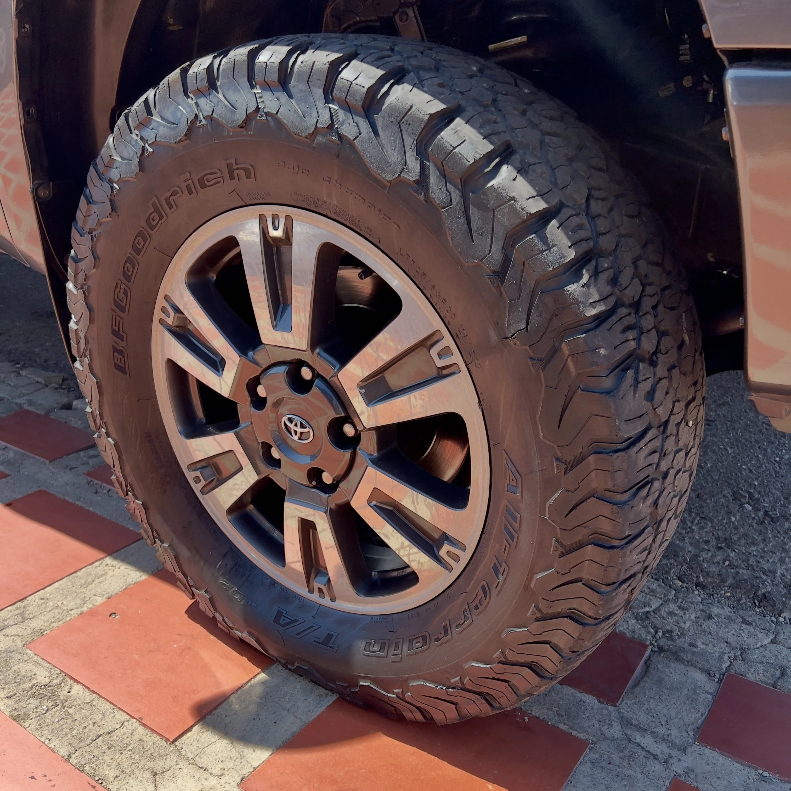 2014 Toyota Tundra SR5 4x4 — foto 11