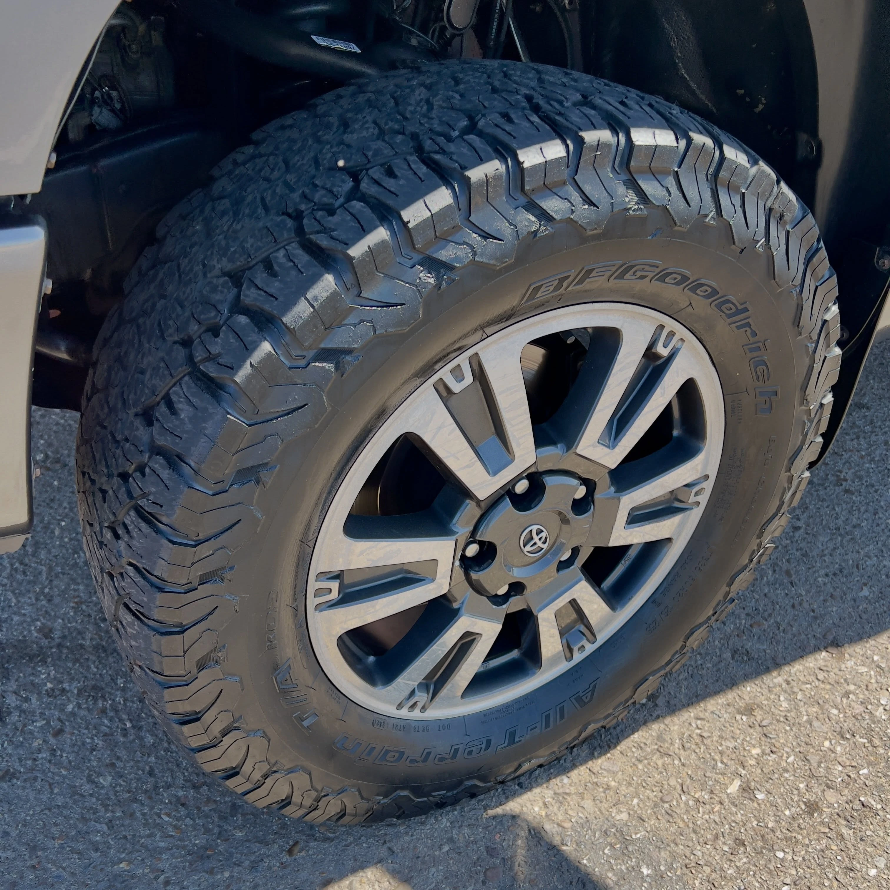 2014 Toyota Tundra SR5 4x4 — foto 17