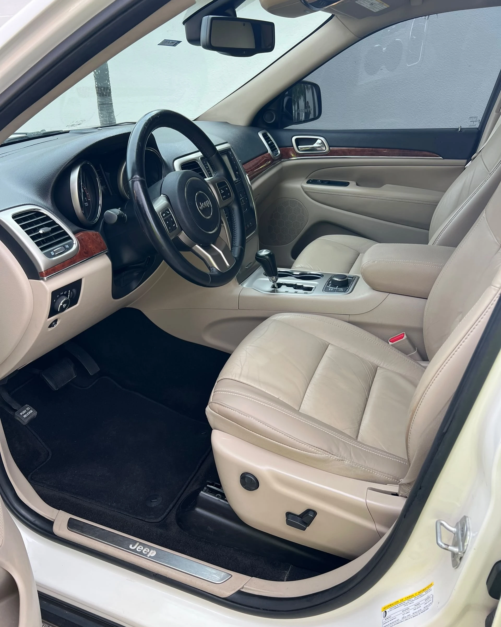 2012 Jeep Cherokee — foto 4