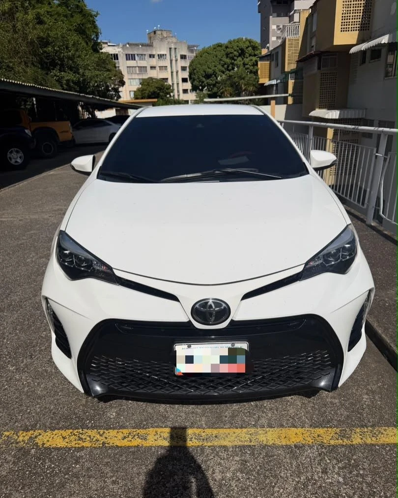 2017 Toyota Corolla SE 2017 — foto 2