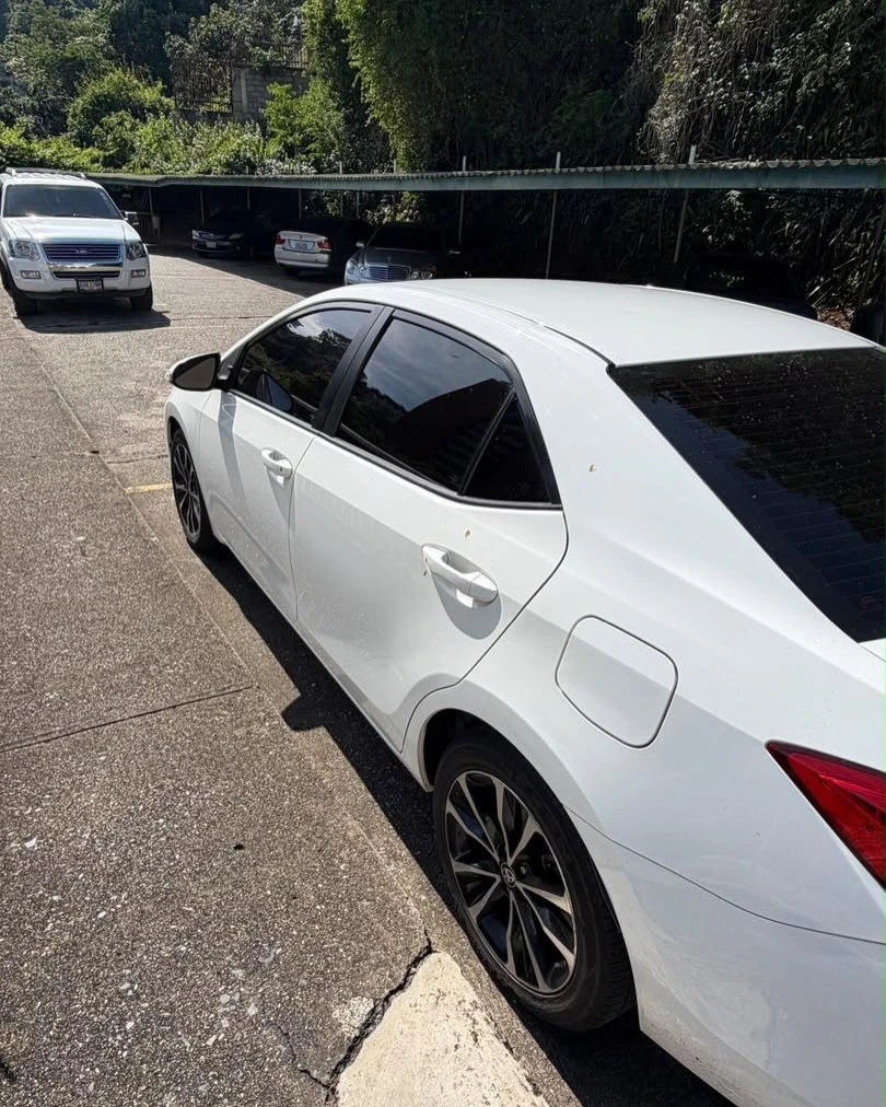 2017 Toyota Corolla SE 2017 — foto 4
