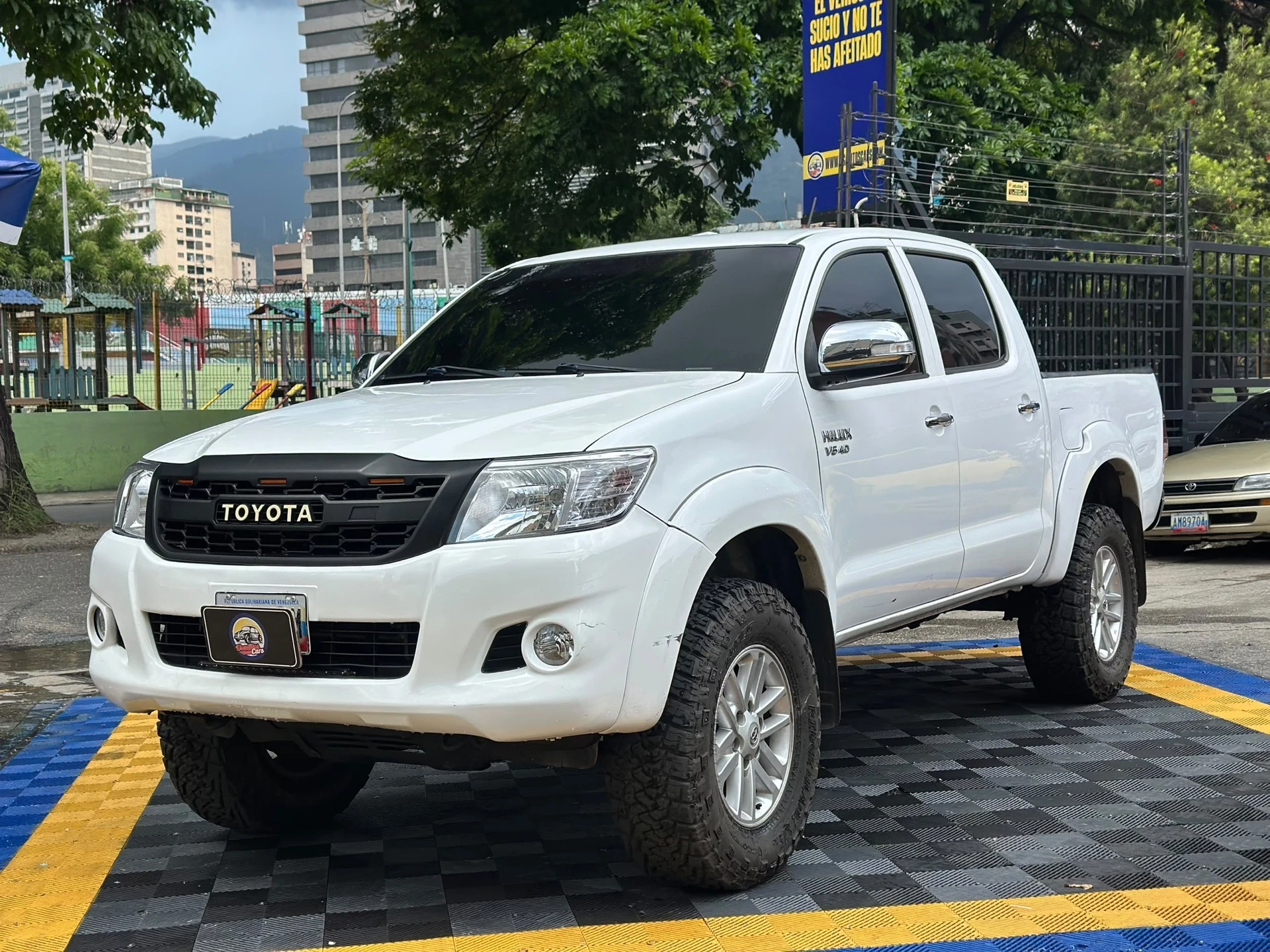 2013 Toyota Hilux KAVAK
