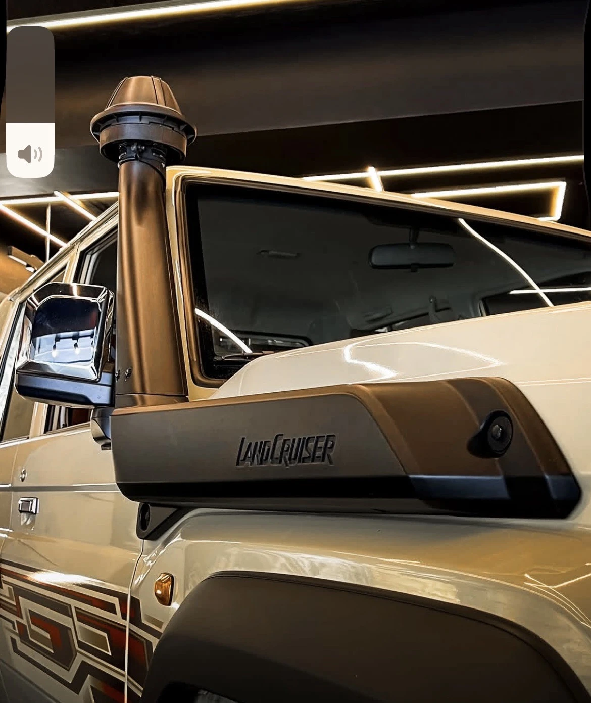 2024 Toyota Land Cruiser S79 LX V6 4WD DUBAI — foto 3