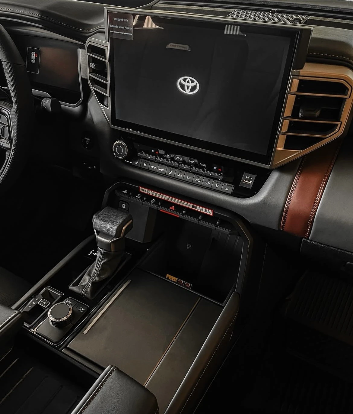 2026 Toyota Sequoia CAPSTONE IFORCE MAX — foto 3