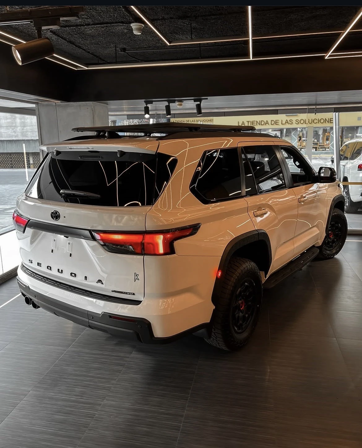 2025 Toyota Sequoia TDR PRO IFORCE MAX 2025 — foto 10