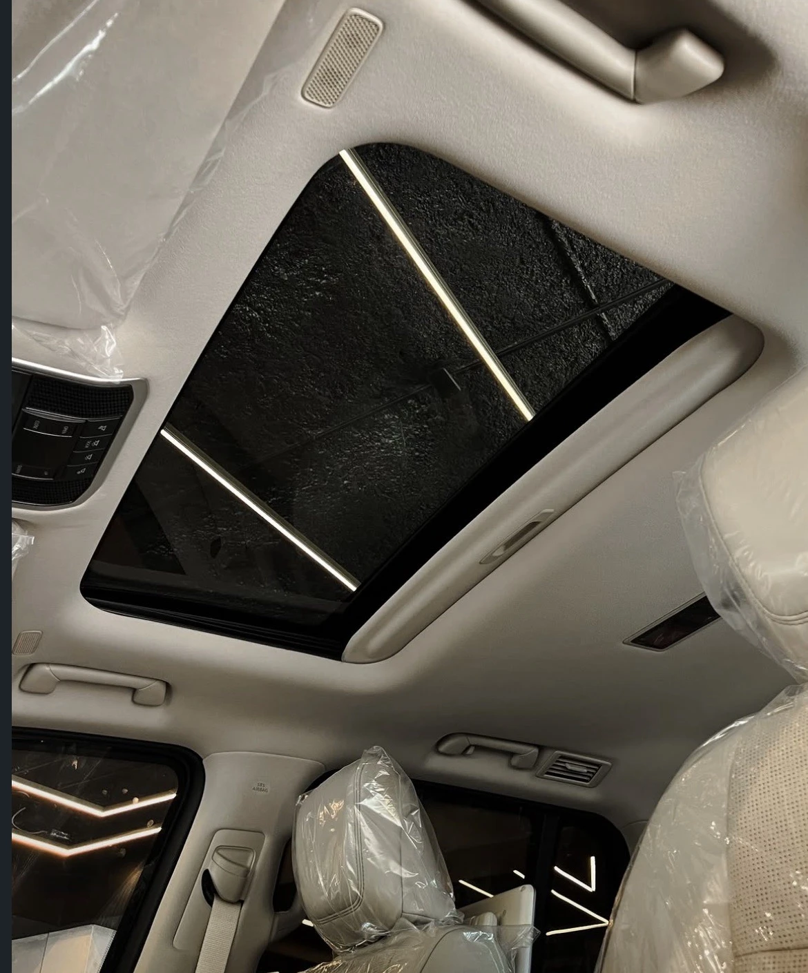2025 Toyota Land Cruiser 300 V.X 4.0 Dubai 2025 Blindada nivel 3 — foto 5