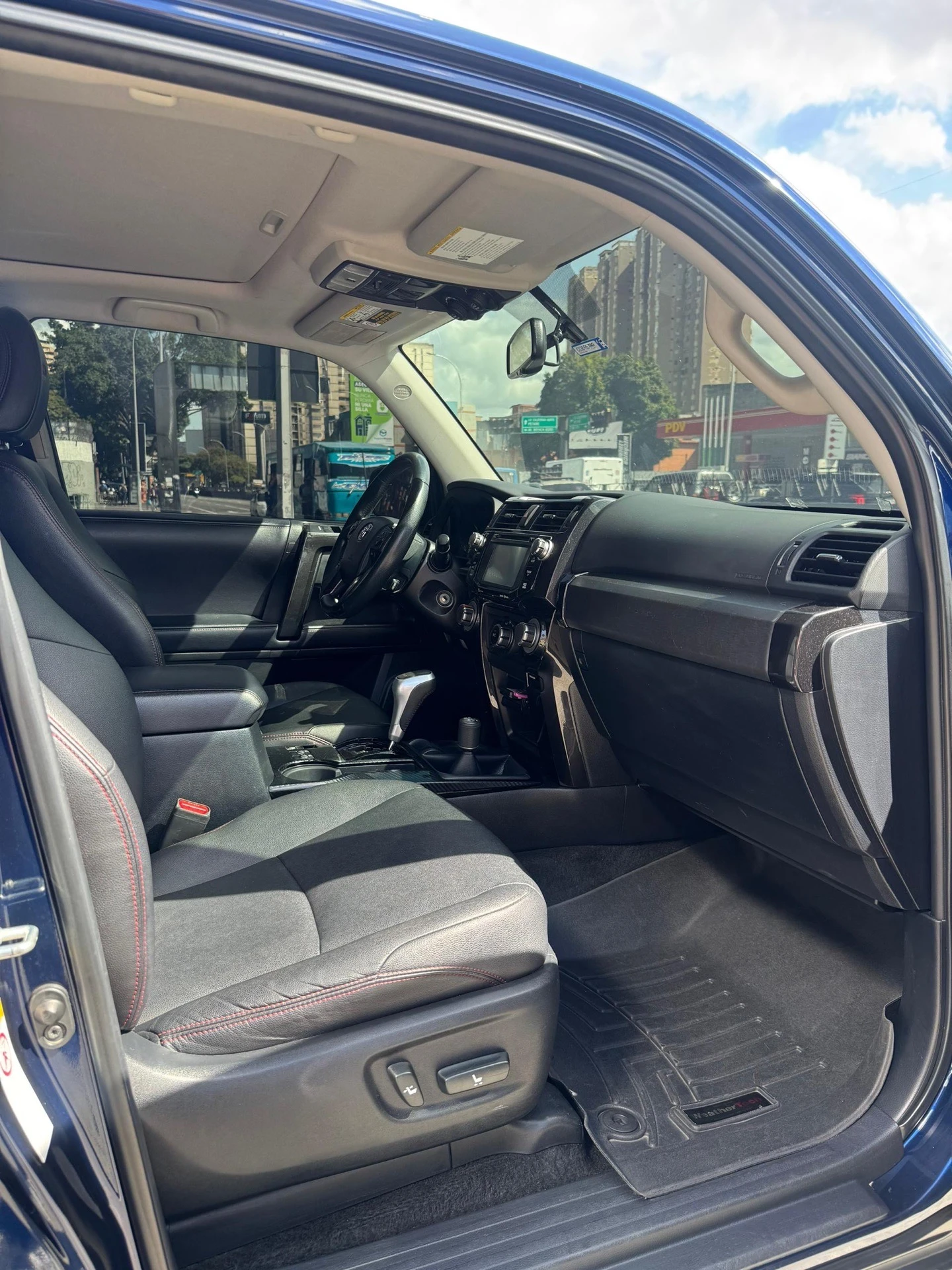 2018 Toyota 4Runner TRD OFF ROAD — foto 3