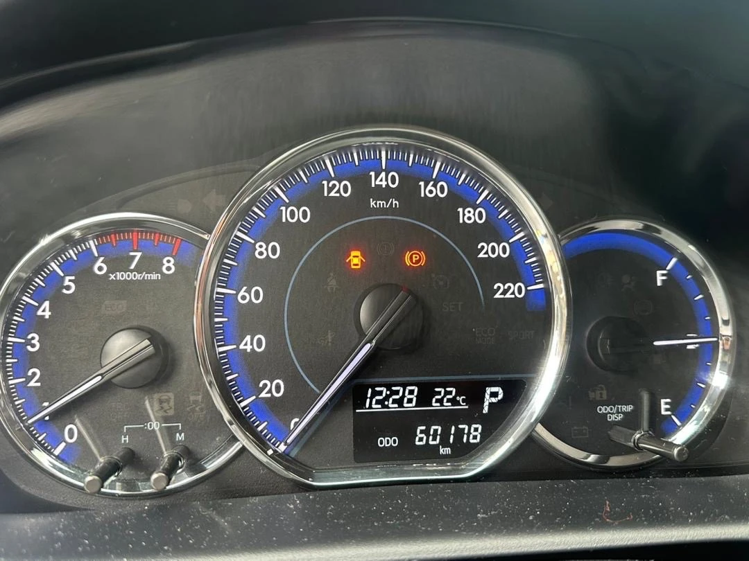 2020 Toyota Yaris E 2020 — foto 4