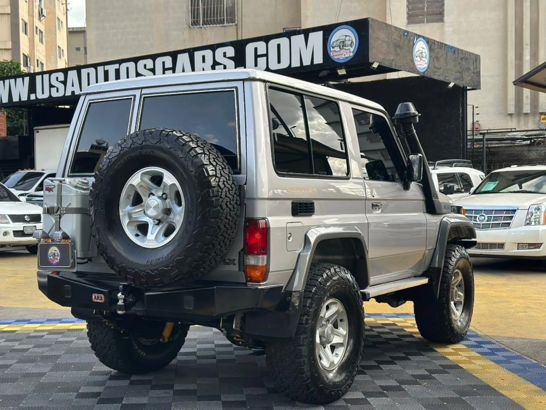 2007 Toyota Macho 50TH ANIVERSARY 2007 — foto 4