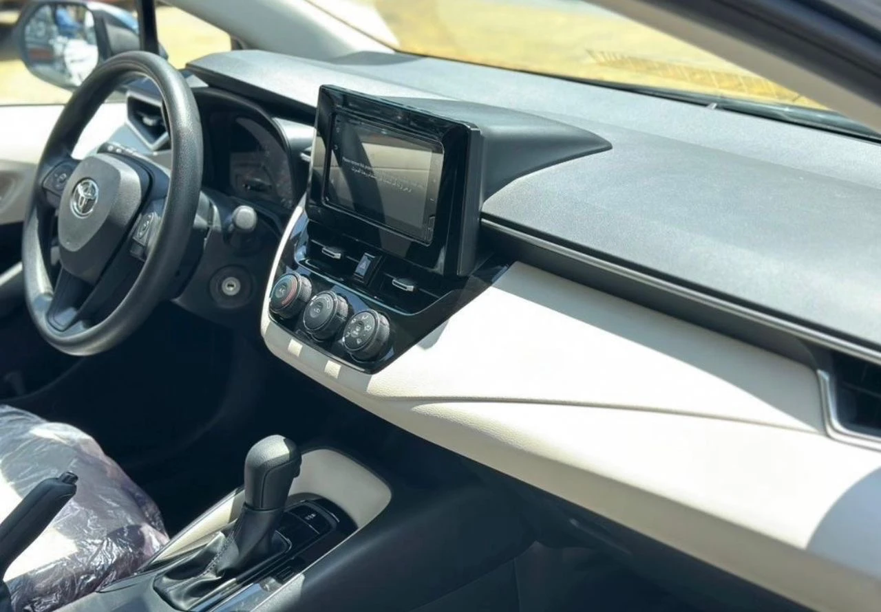 2023 Toyota Corolla XLI — foto 2
