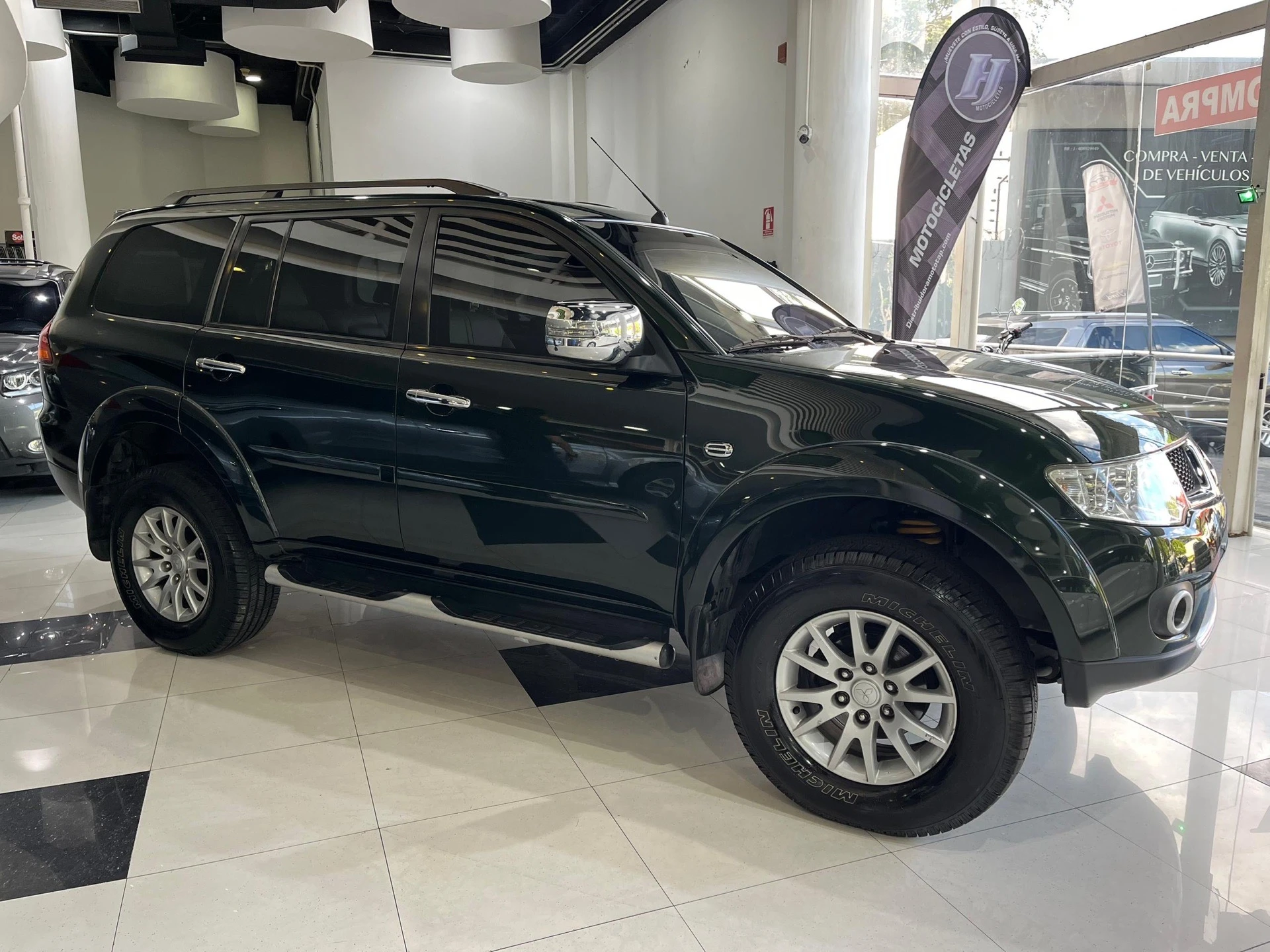 2014 Mitsubishi Montero Sport Blindado nivel 3 — foto 2