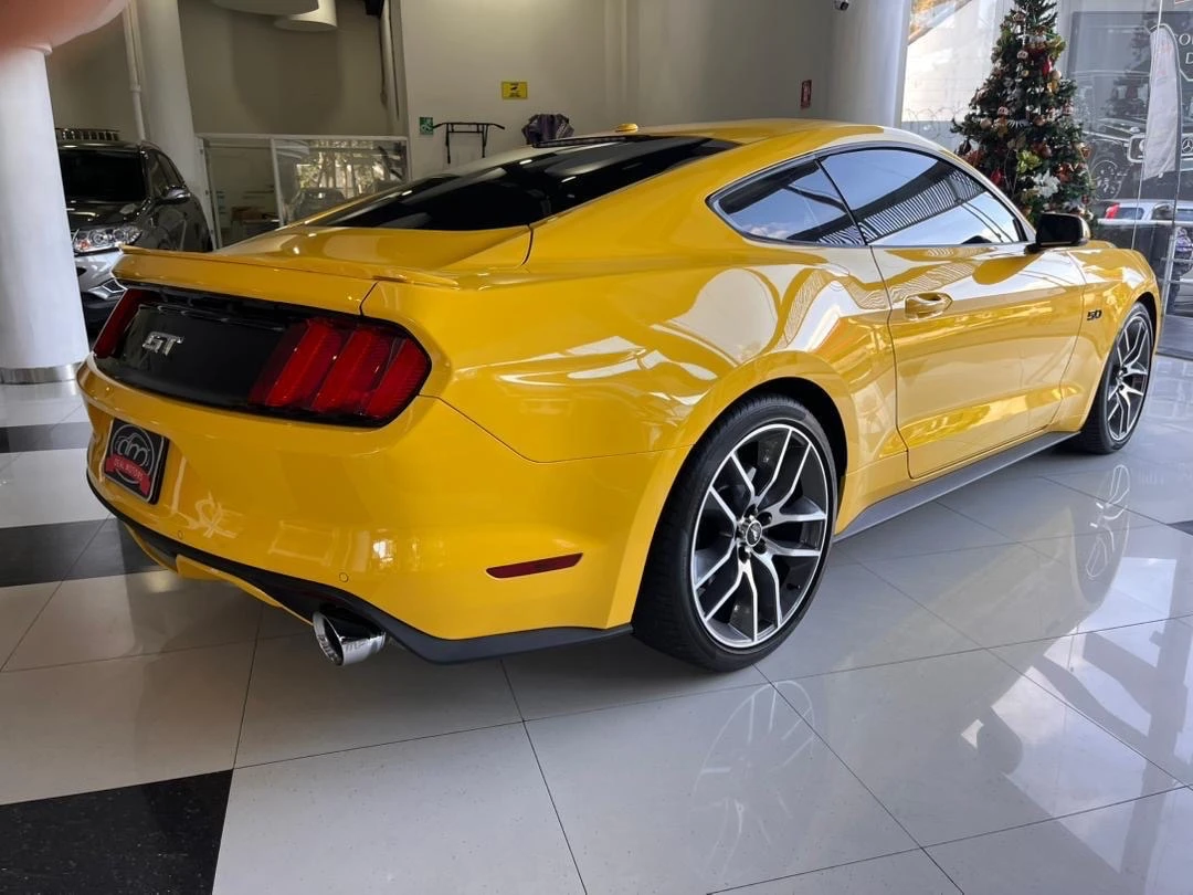 2015 Ford Mustang GT — foto 4