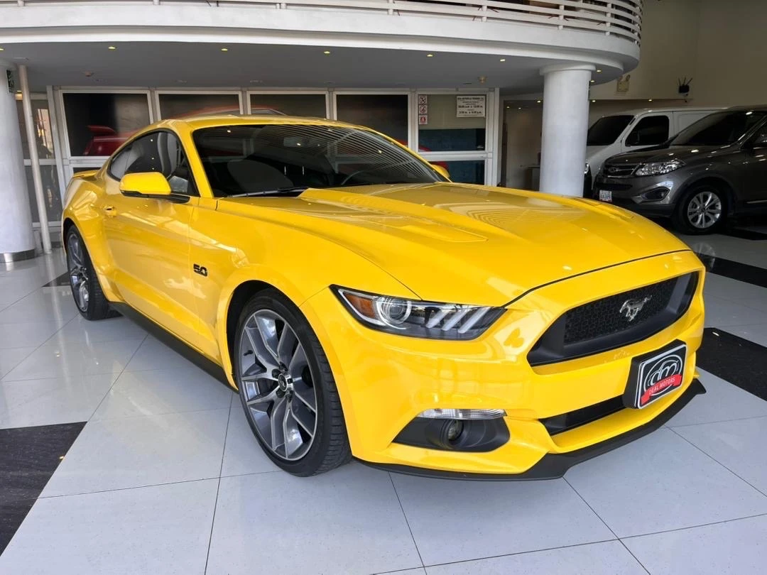 2015 Ford Mustang GT — foto 3