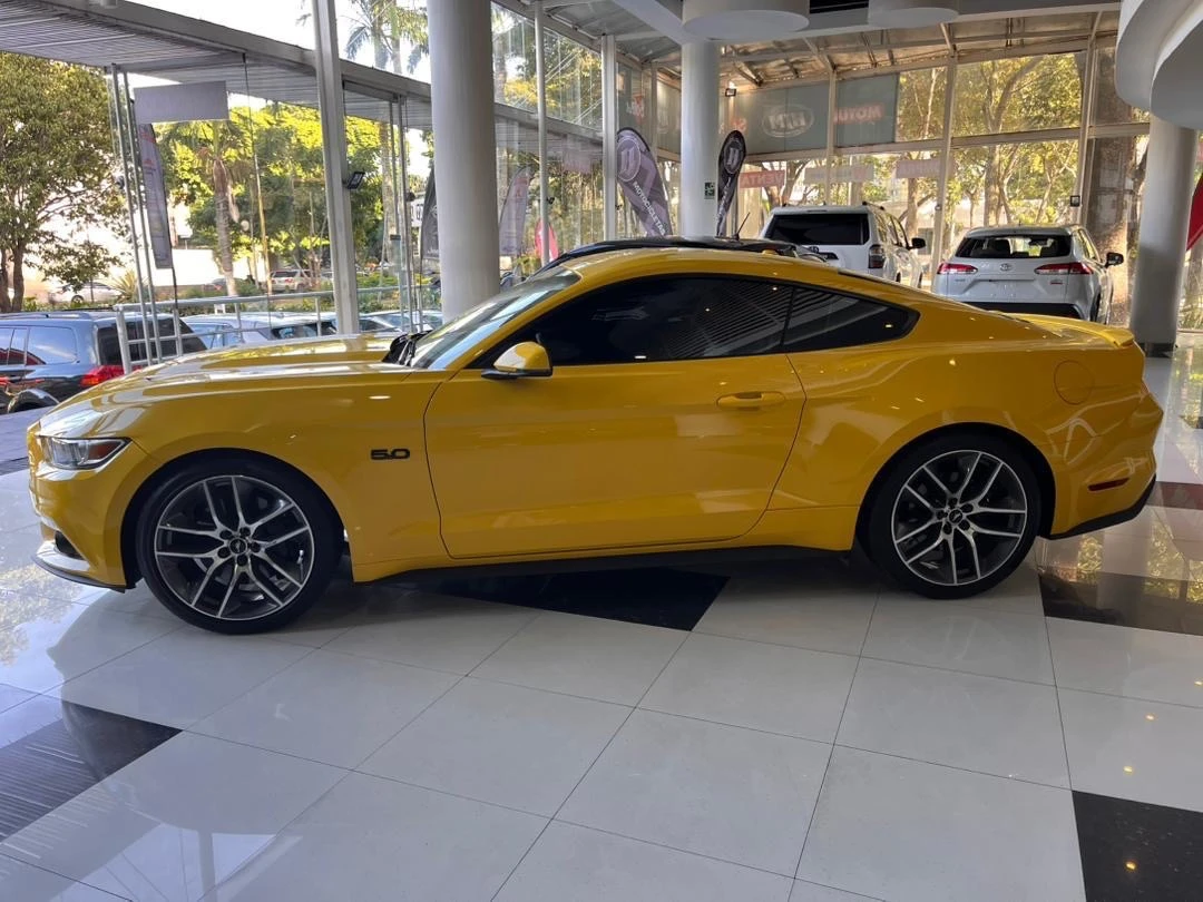 2015 Ford Mustang GT — foto 5