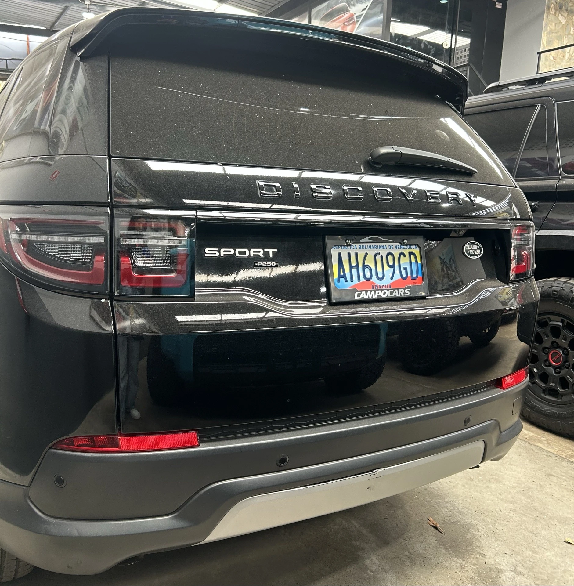 2020 Land Rover Discovery 3 P250 — foto 6