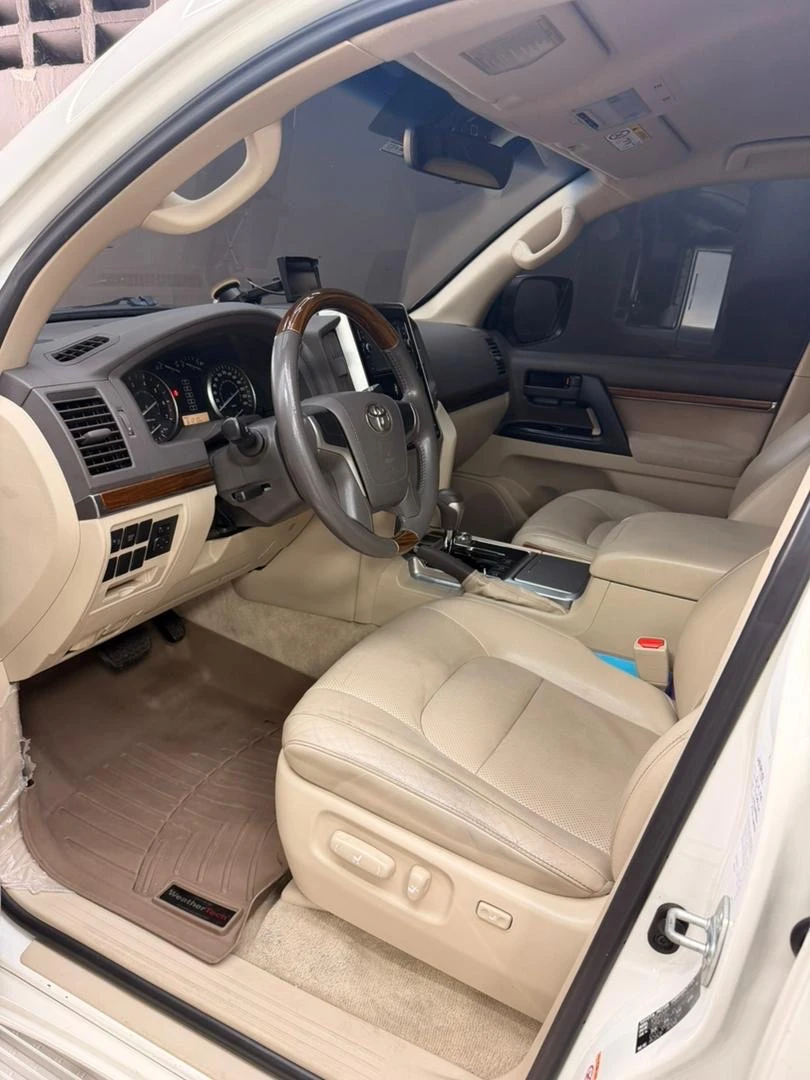 2018 Toyota Land Cruiser G R — foto 10