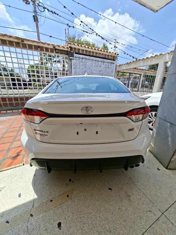 2026 Toyota Corolla SE — foto 3