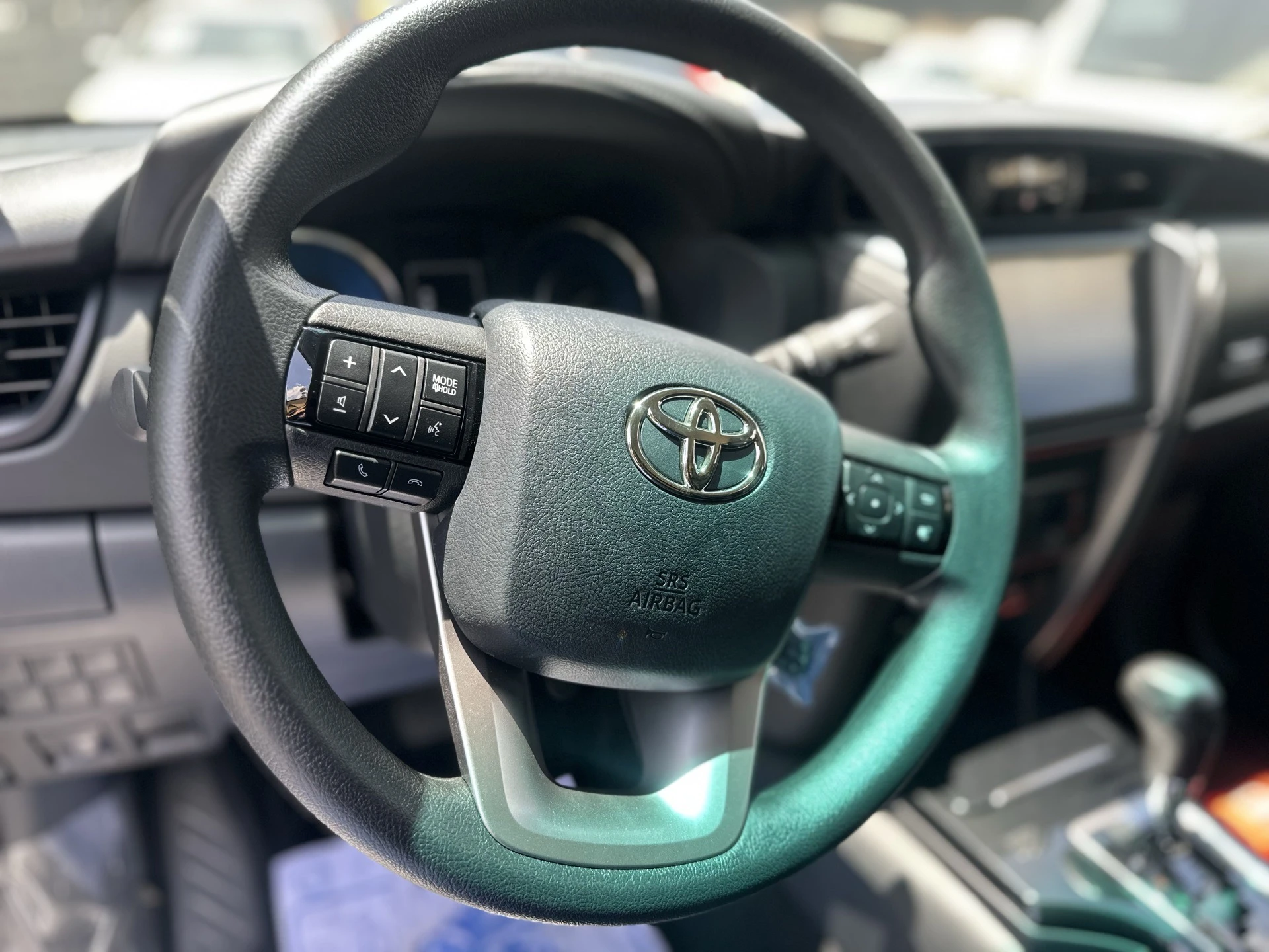 2026 Toyota Fortuner EXR — foto 3