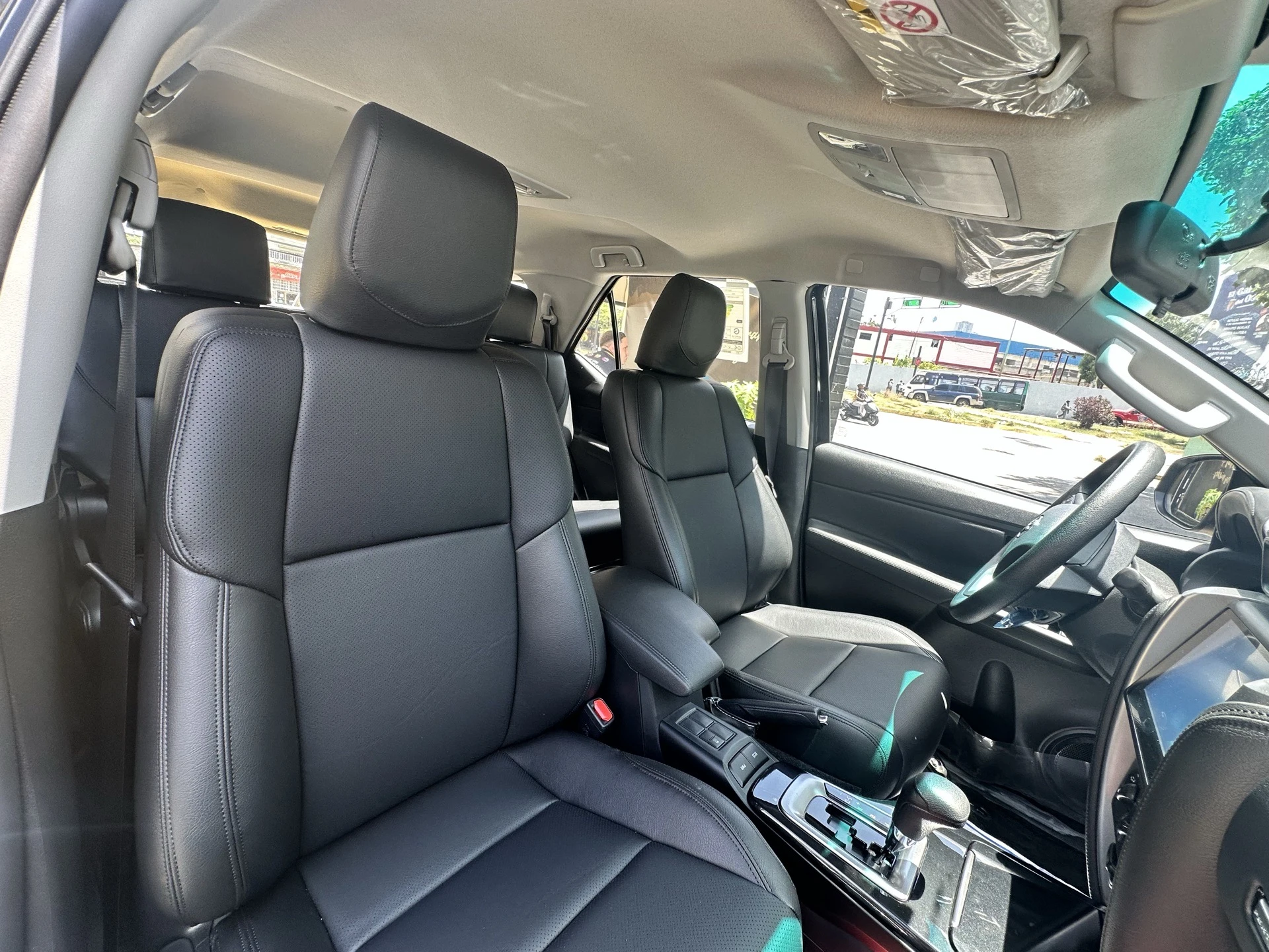 2026 Toyota Fortuner EXR — foto 6