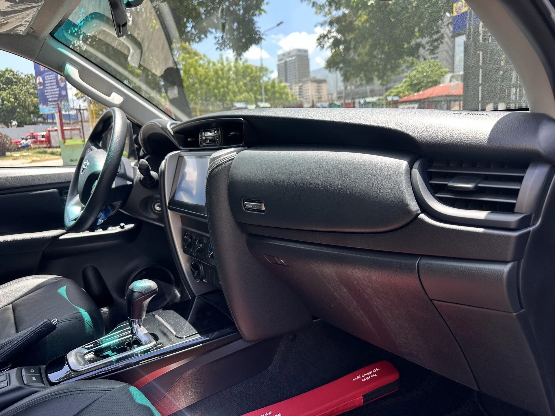2026 Toyota Fortuner EXR — foto 5