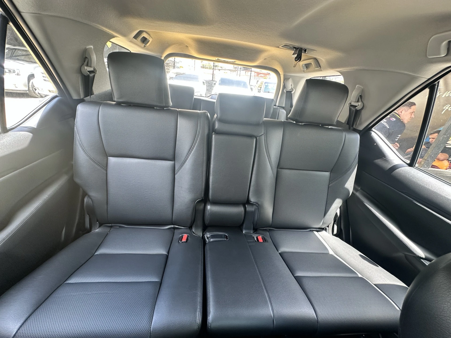 2026 Toyota Fortuner EXR — foto 7