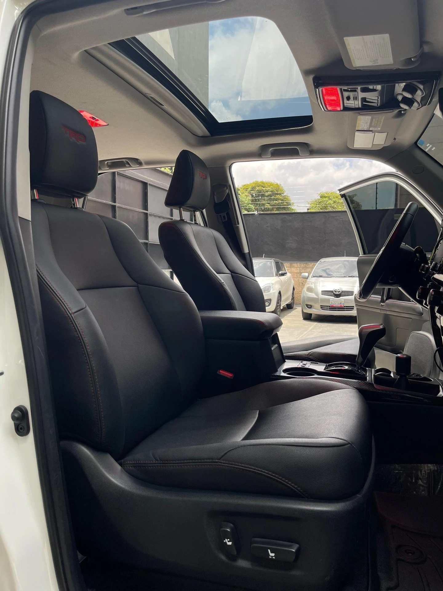 2020 Toyota 4Runner Trd pro — foto 10