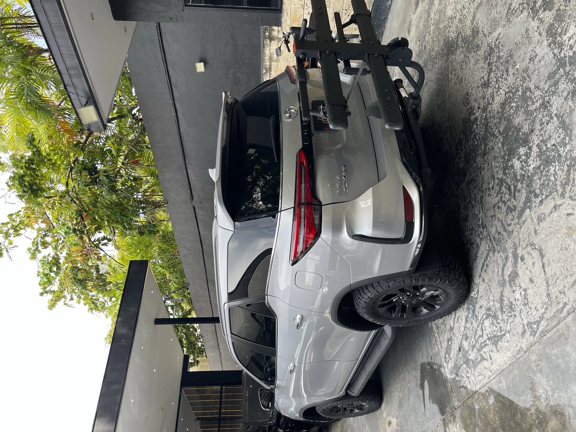 2026 Toyota Fortuner SW4 blindada — foto 4