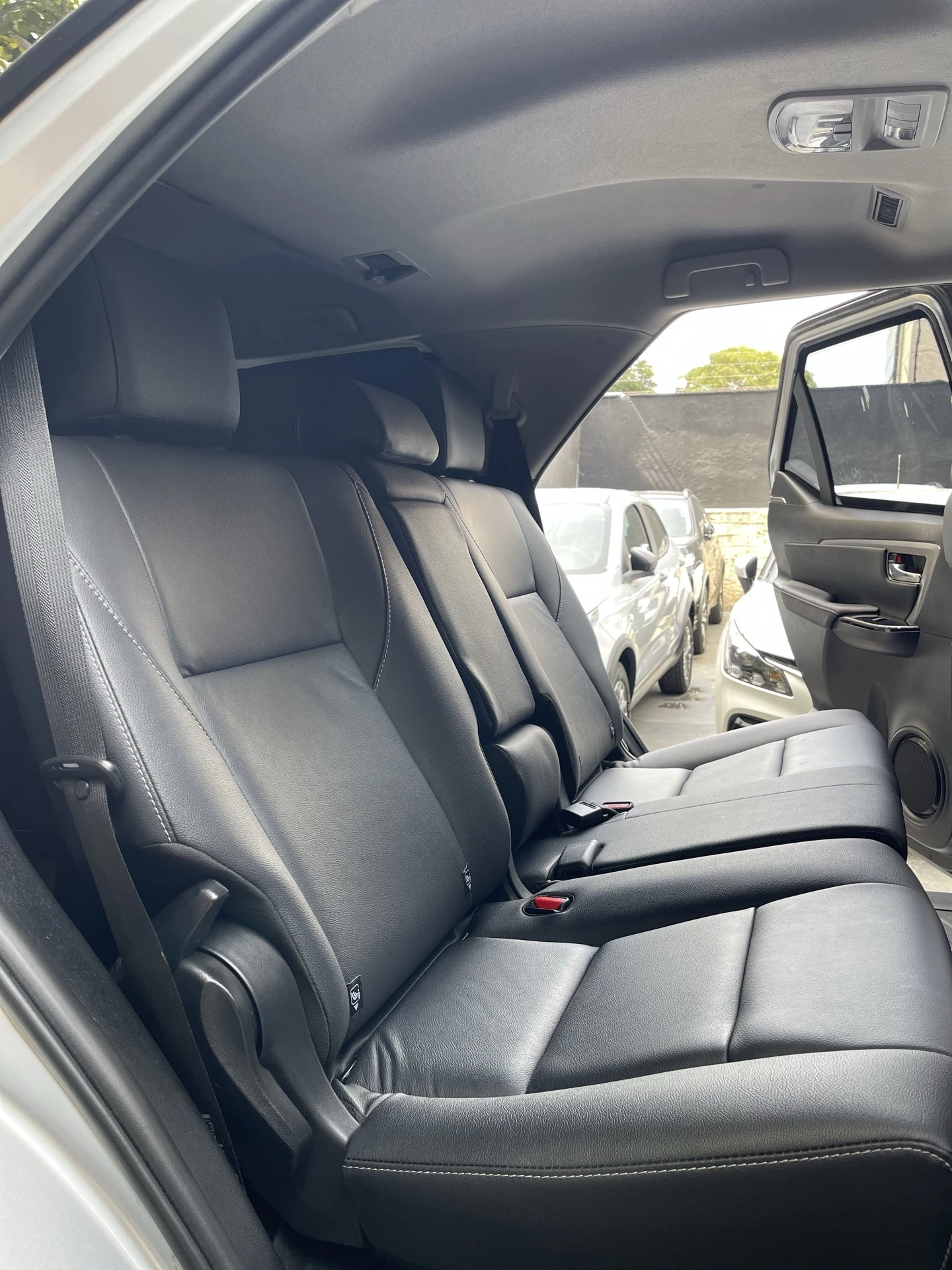 2026 Toyota Fortuner SW4 blindada — foto 10