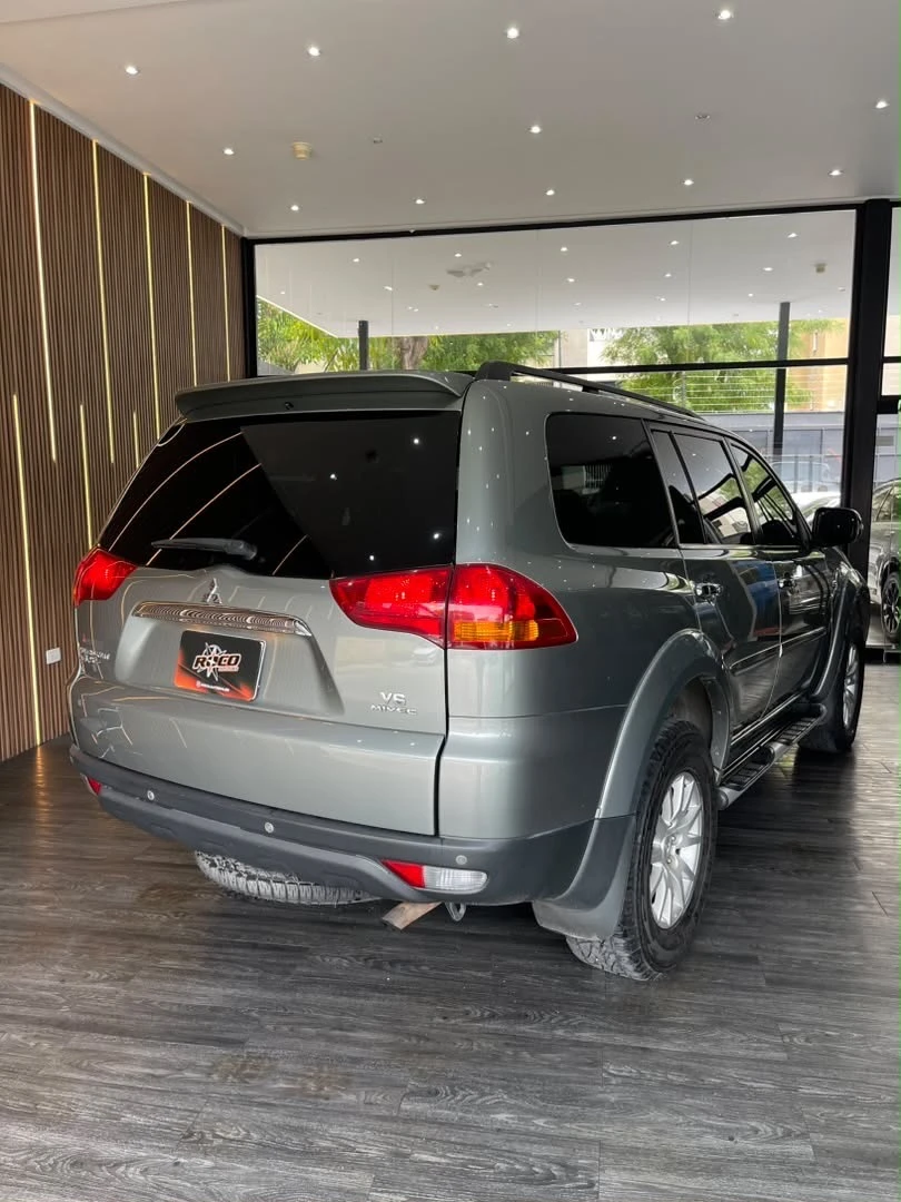 2015 Mitsubishi Montero Sport Blindado — foto 4