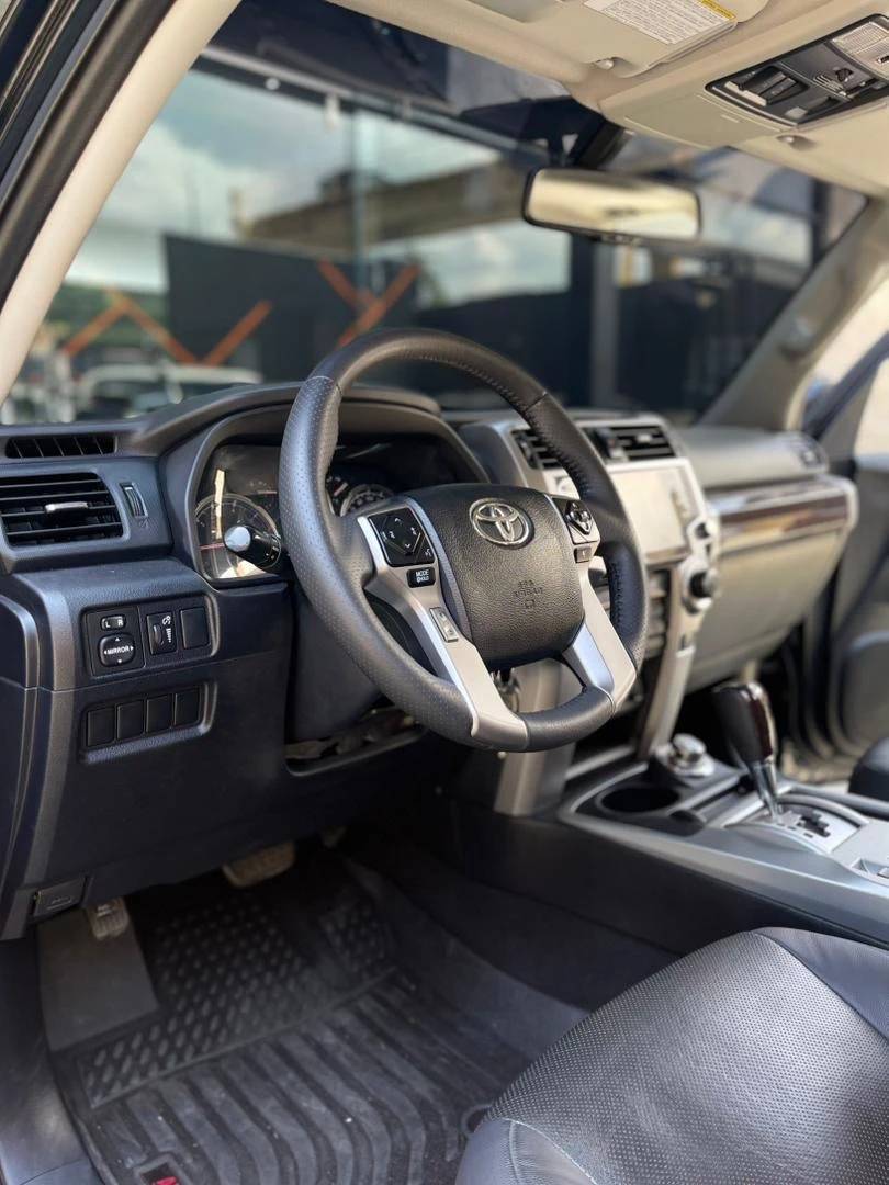 2022 Toyota 4Runner Limited — foto 12