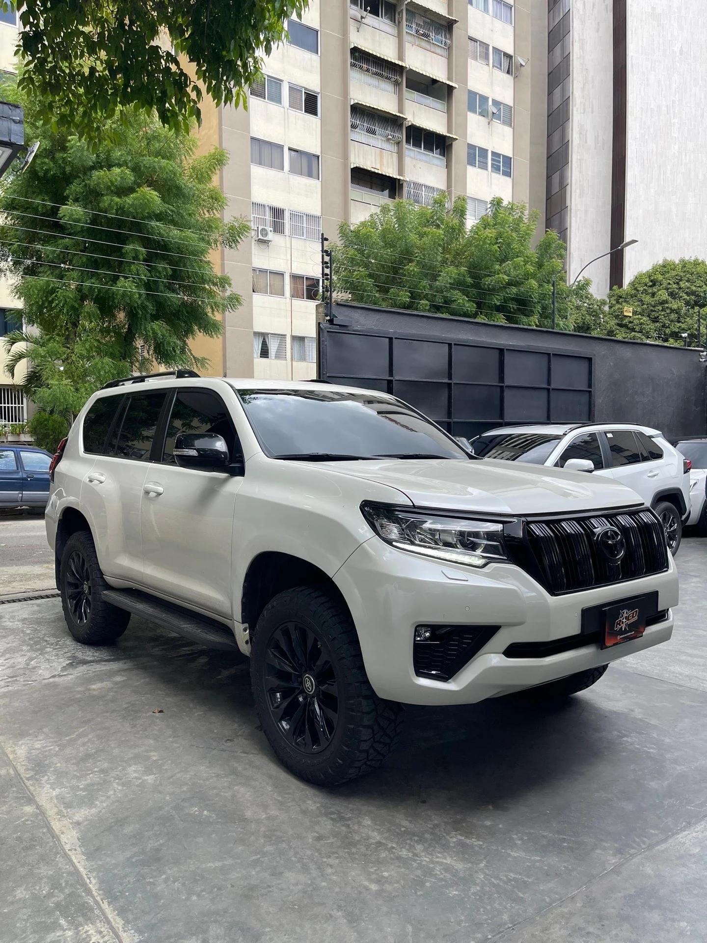 2023 Toyota Land Cruiser Prado versión japonesa — foto 3