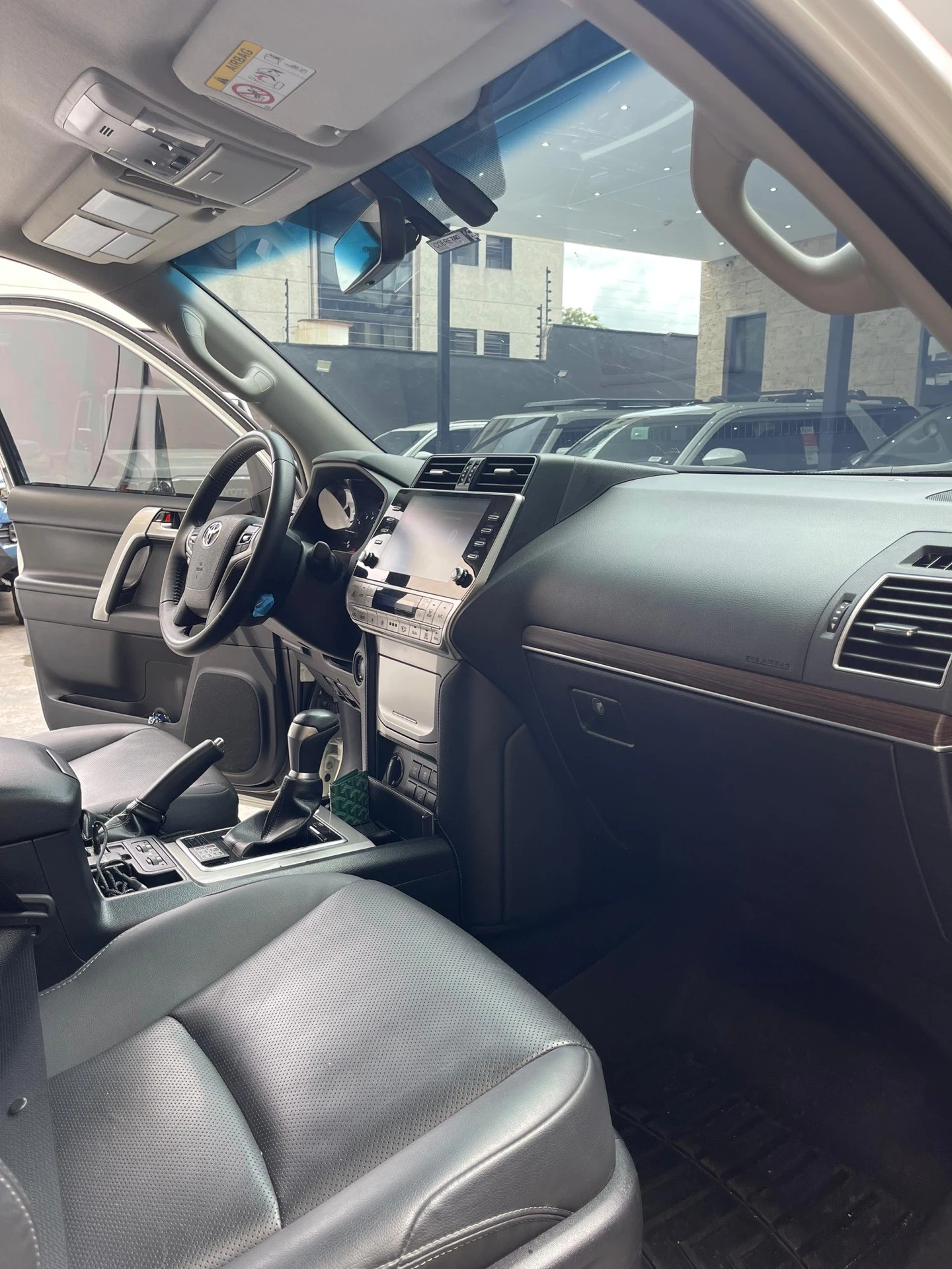 2023 Toyota Land Cruiser Prado versión japonesa — foto 5