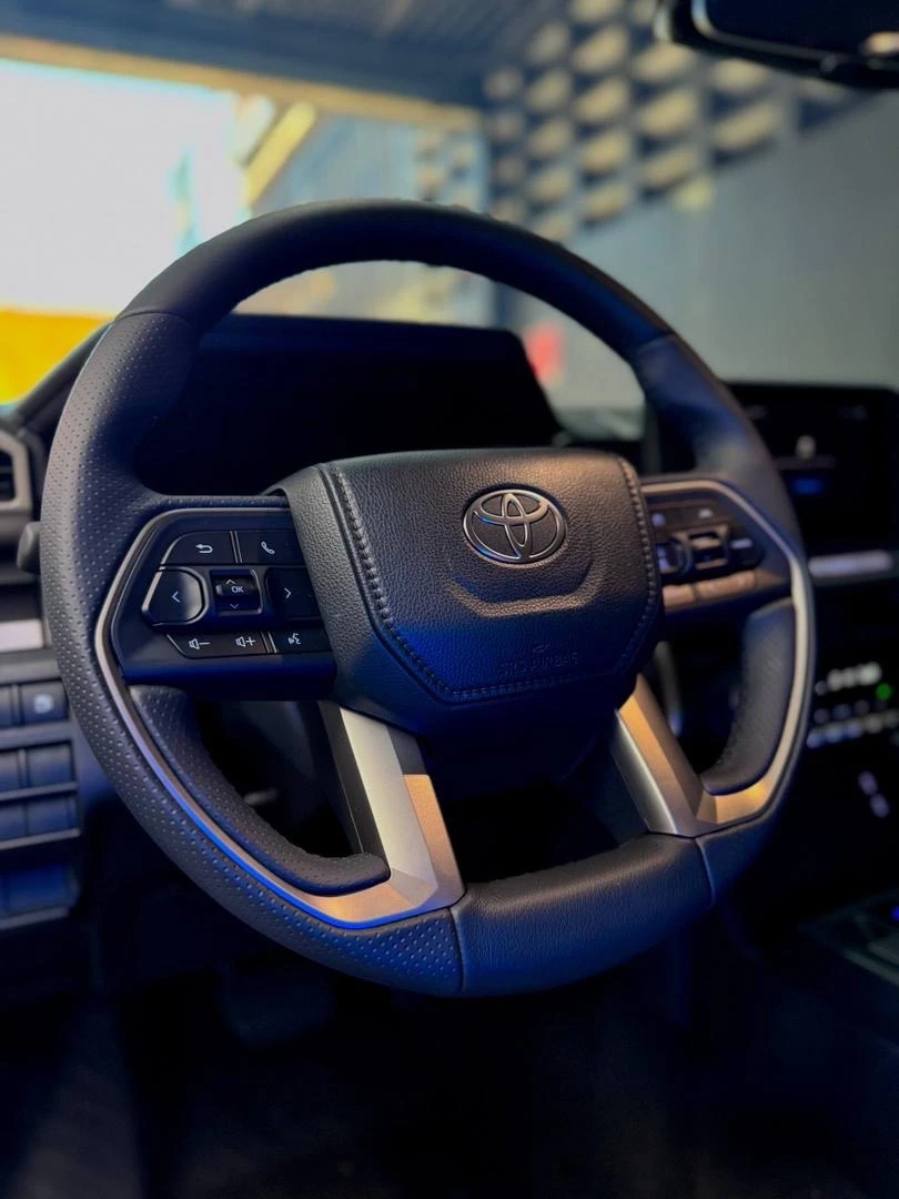 2026 Toyota 4Runner Sr5 — foto 11