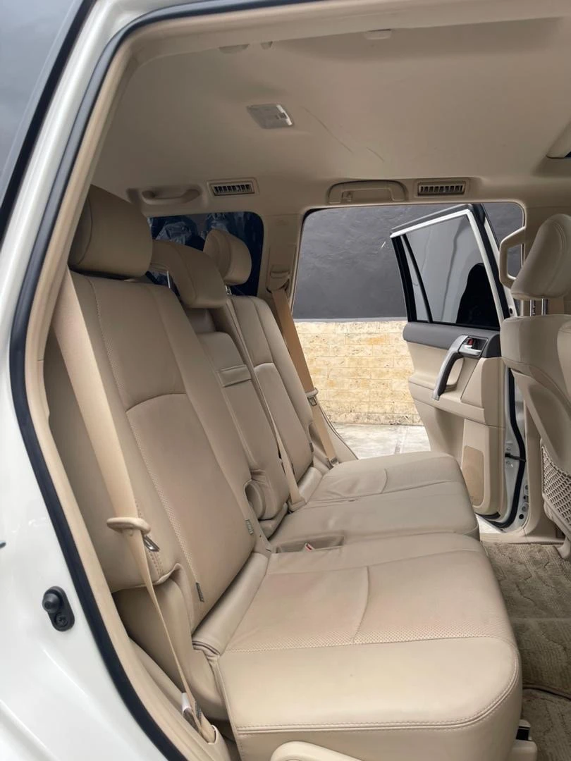 2023 Toyota Land Cruiser Prado vx dubai — foto 7