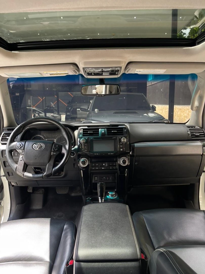 2019 Toyota 4Runner Nightshade — foto 8