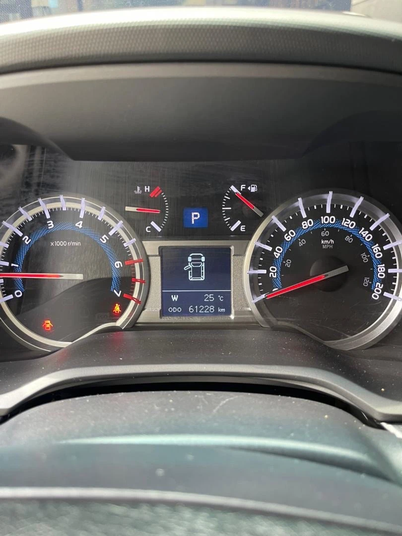 2019 Toyota 4Runner Nightshade — foto 14