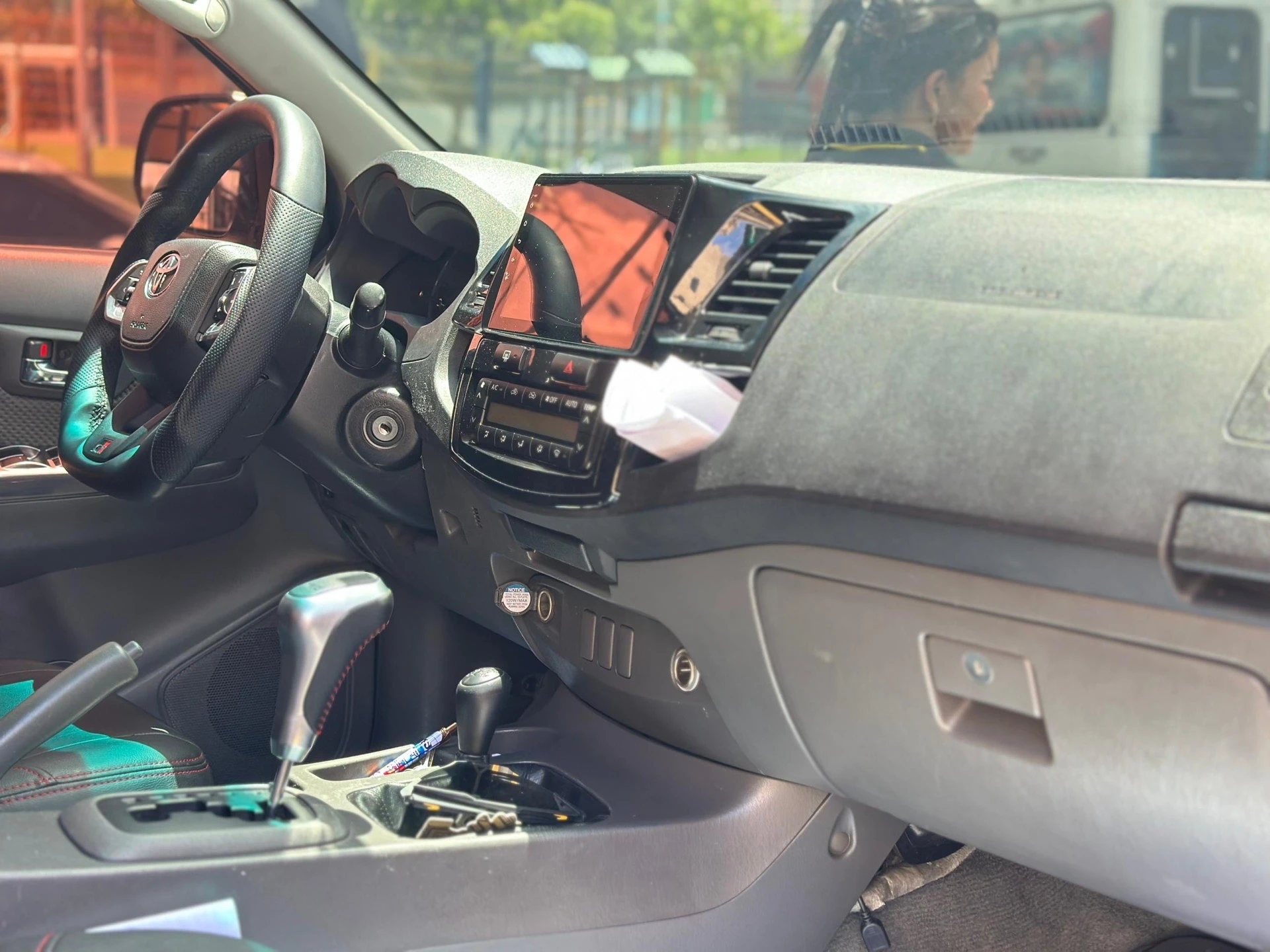 2015 Toyota Hilux KAVAK — foto 2