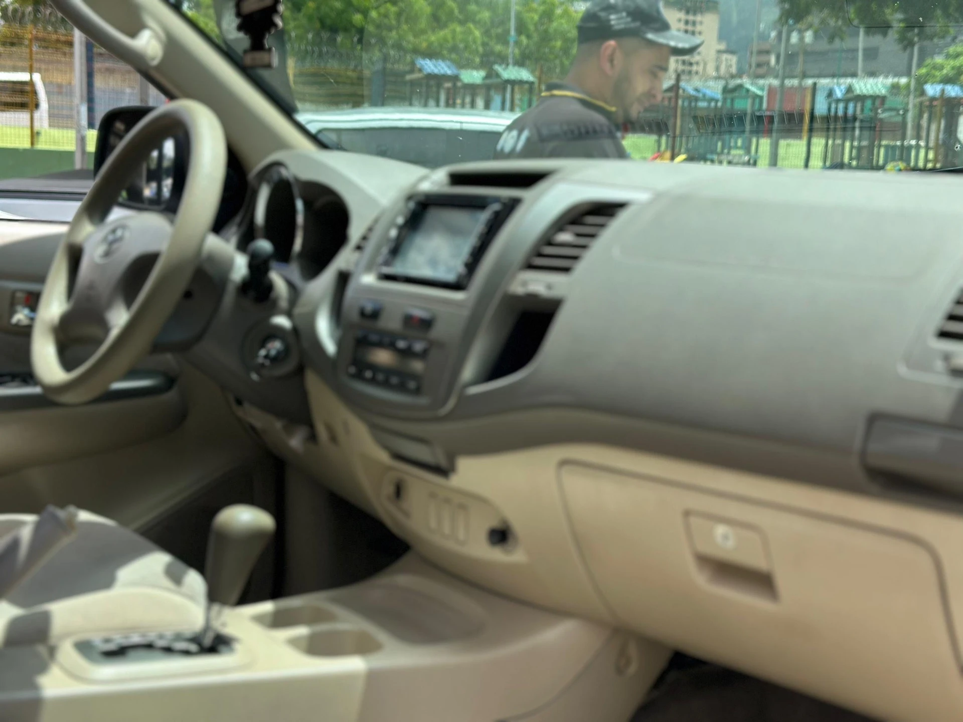 2008 Toyota Fortuner Sr — foto 3