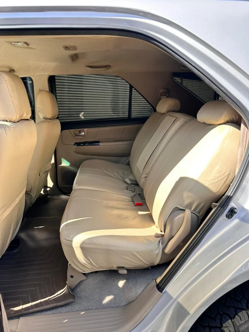 2018 Toyota Fortuner 4x4 2018 — foto 7