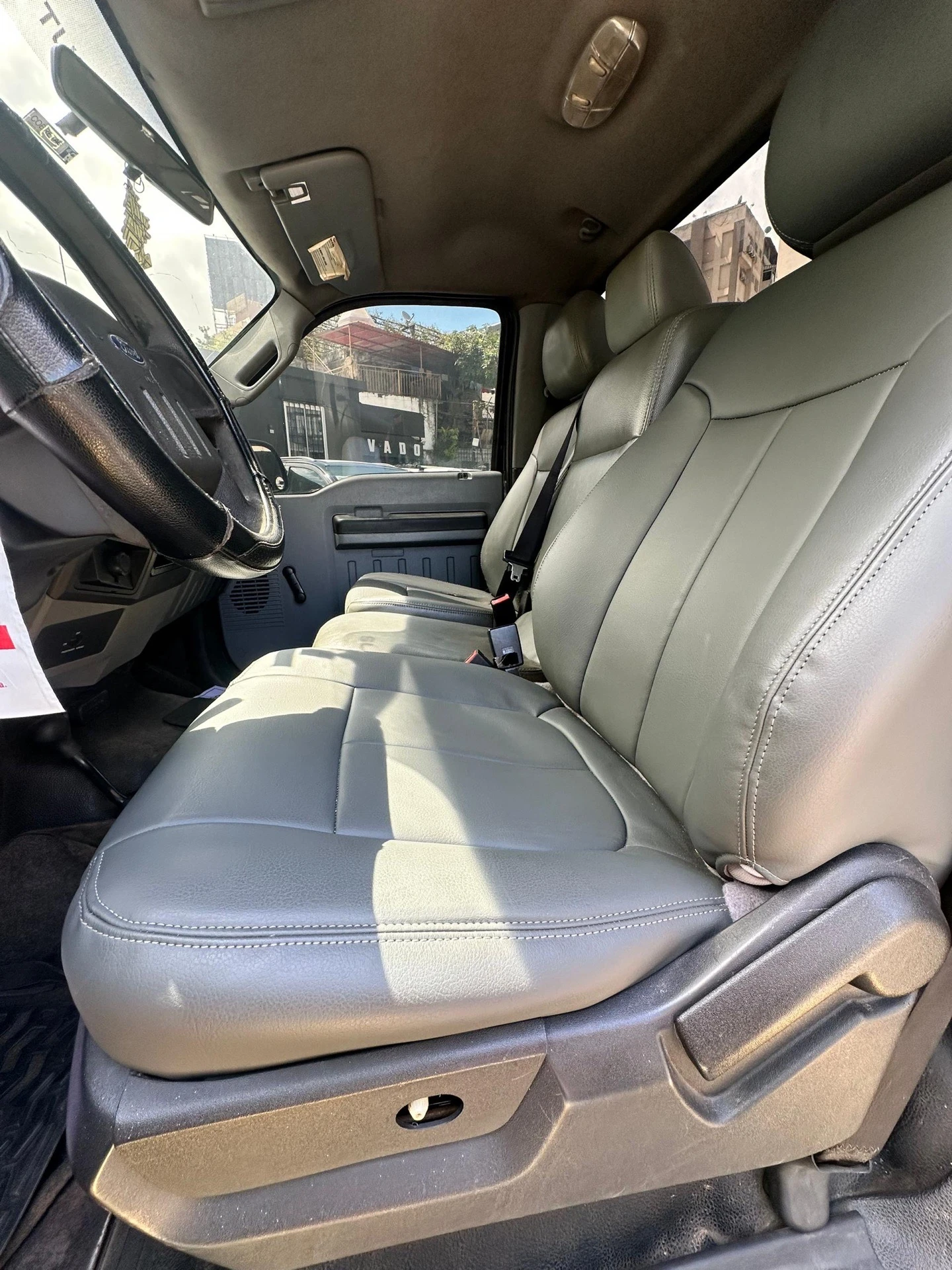 2012 Ford F-250 — foto 3