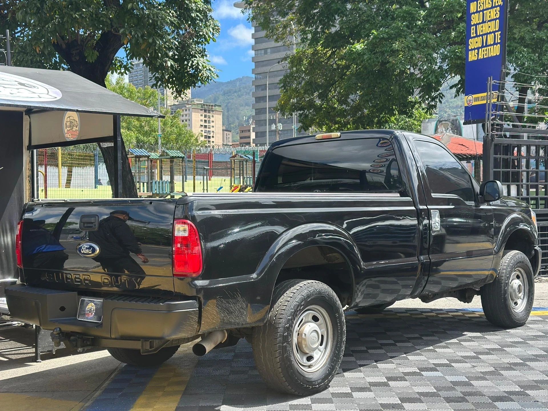 2012 Ford F-250 — foto 6