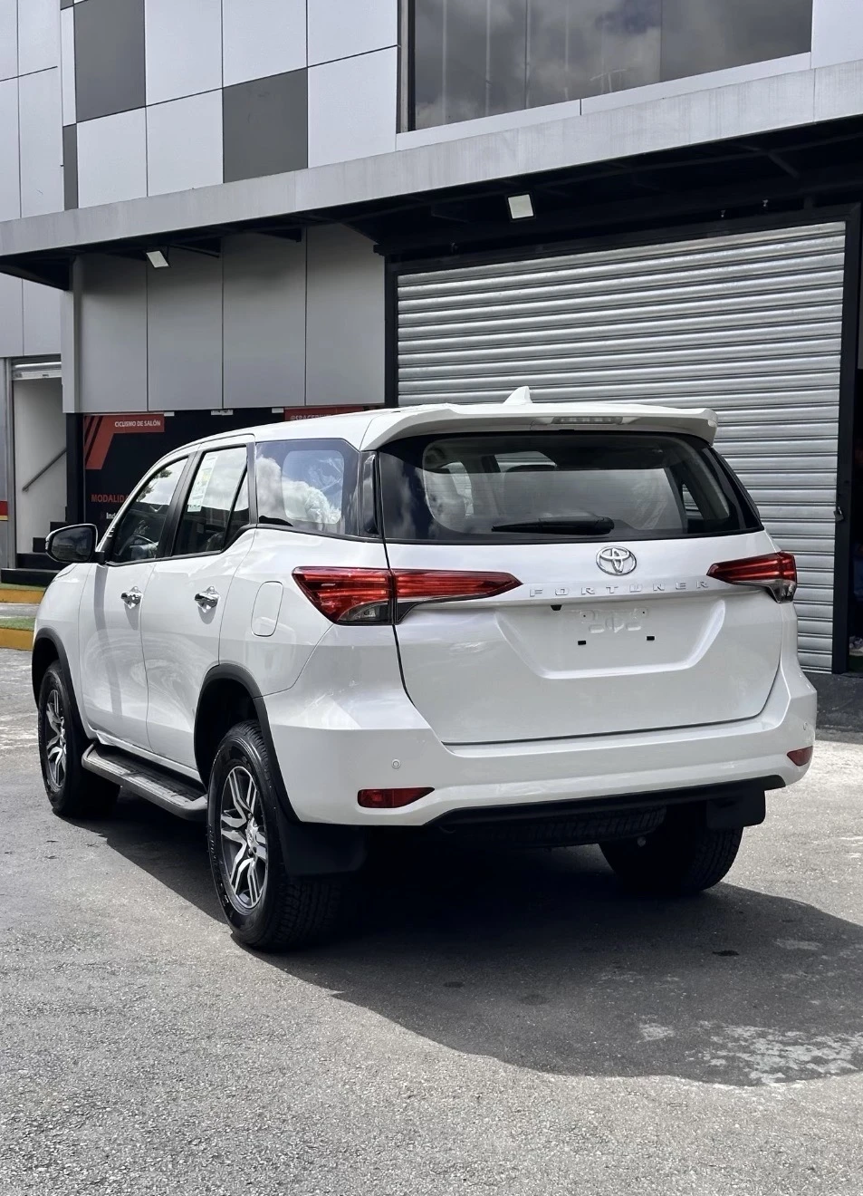 2025 Toyota Fortuner 2.7 — foto 4