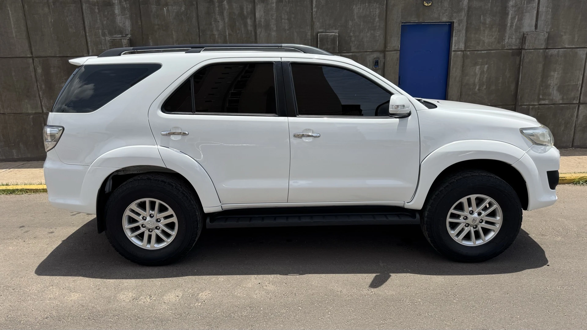 2012 Toyota Fortuner V6 4.0 4X4 — foto 4