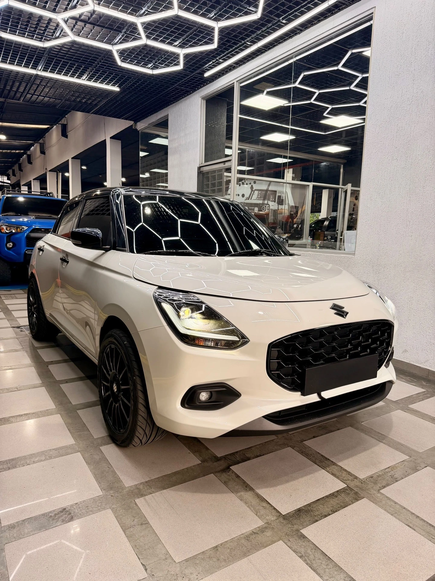 2026 Suzuki Swift Sport GLX — foto 3